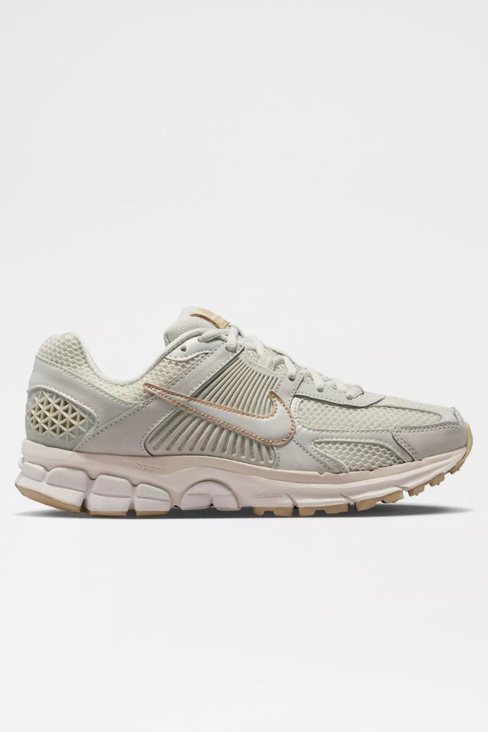 Nike Women's Zoom Vomero 5 Sneaker | Urban Outfitters (US and RoW)