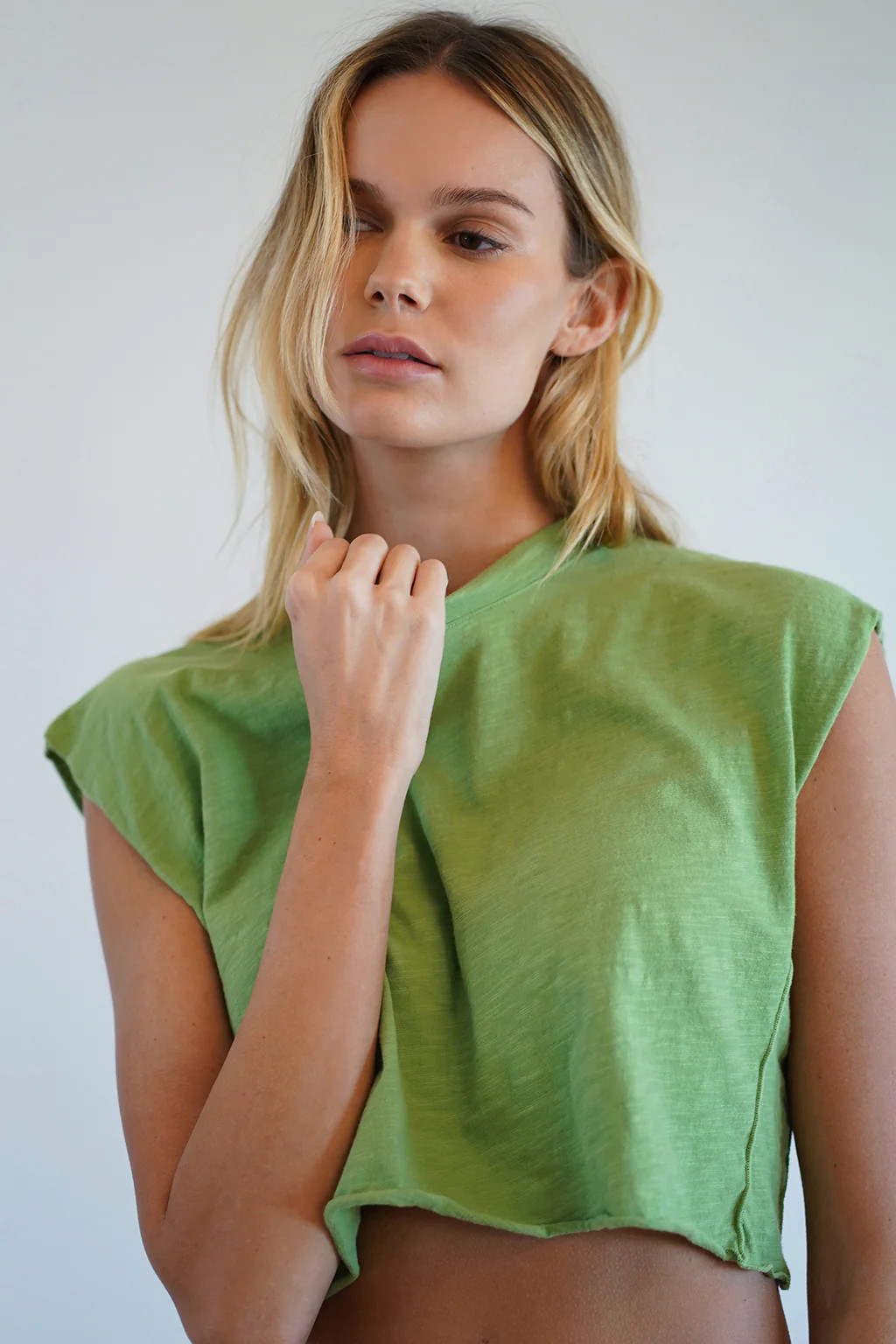 Pivot Sleeveless - Meadow Green | LNA Clothing