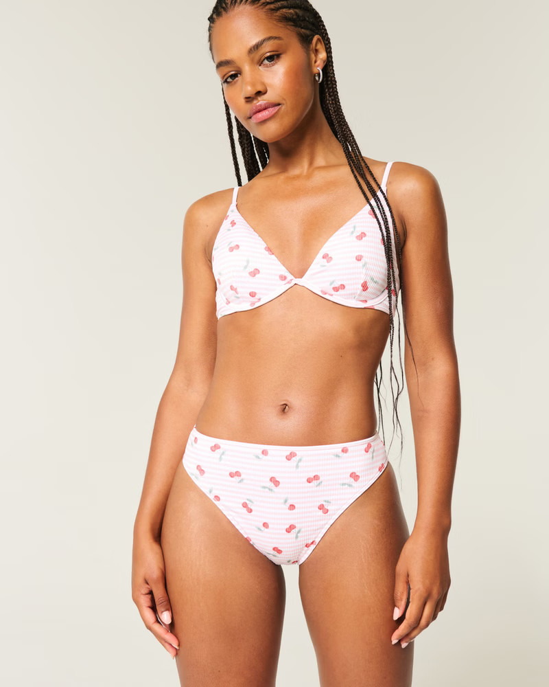 Women's Curvy Reversible Cheeky Bikini Bottom | Women's Swimwear | HollisterCo.com | Hollister (UK)