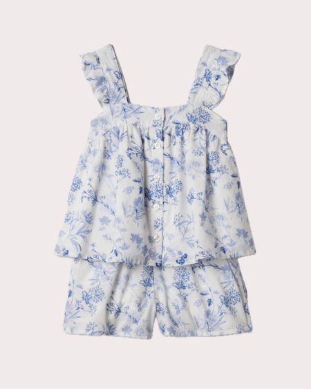 baby girl outfit for family photos, spring family photos outfit, baby girl floral set, breezy summer set, matching spring set for baby girl

would coordinate perfectly with chambray/denim for family photos

Gap finds | 40% off at checkout right now



#LTKsalealert #LTKbaby #LTKkids