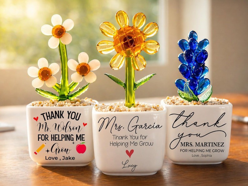 if you need a last-minute but still super thoughtful teacher gift… this is it 💖 personalized lights, handmade decor, and the sweetest little crochet bouquets that never die 🌸 everything is so aesthetic and perfect for their desk or classroom#teachergifts #teacherlove #thankyouteachergifts #personalizedfinds #ltkstyle #ltkhome #amazonfavorites #etsyshop #giftideas #backtoschoolshopping #customgifts #deskgiftideas #aestheticfinds #cozydecor #handmadewithlove #crochetgift #flowerdecor #toteabaglove #teacherlife #giftinspiration #viralfinds #cuteaesthetic #officespace #classroomstyle

#LTKSeasonal #LTKU #LTKSaleAlert