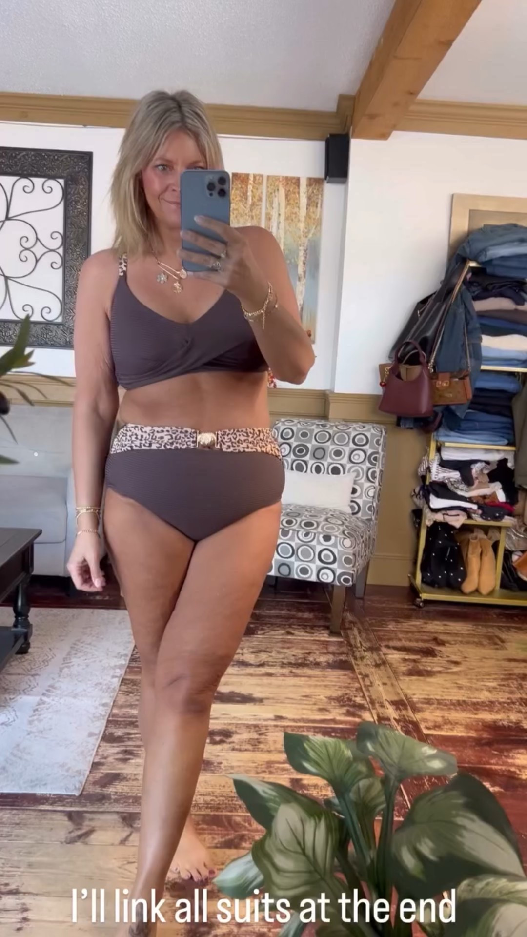 Two piece twist front top and seashell 🐚 detail bottoms- size xl

#LTKMidsize #LTKSaleAlert #LTKOver40