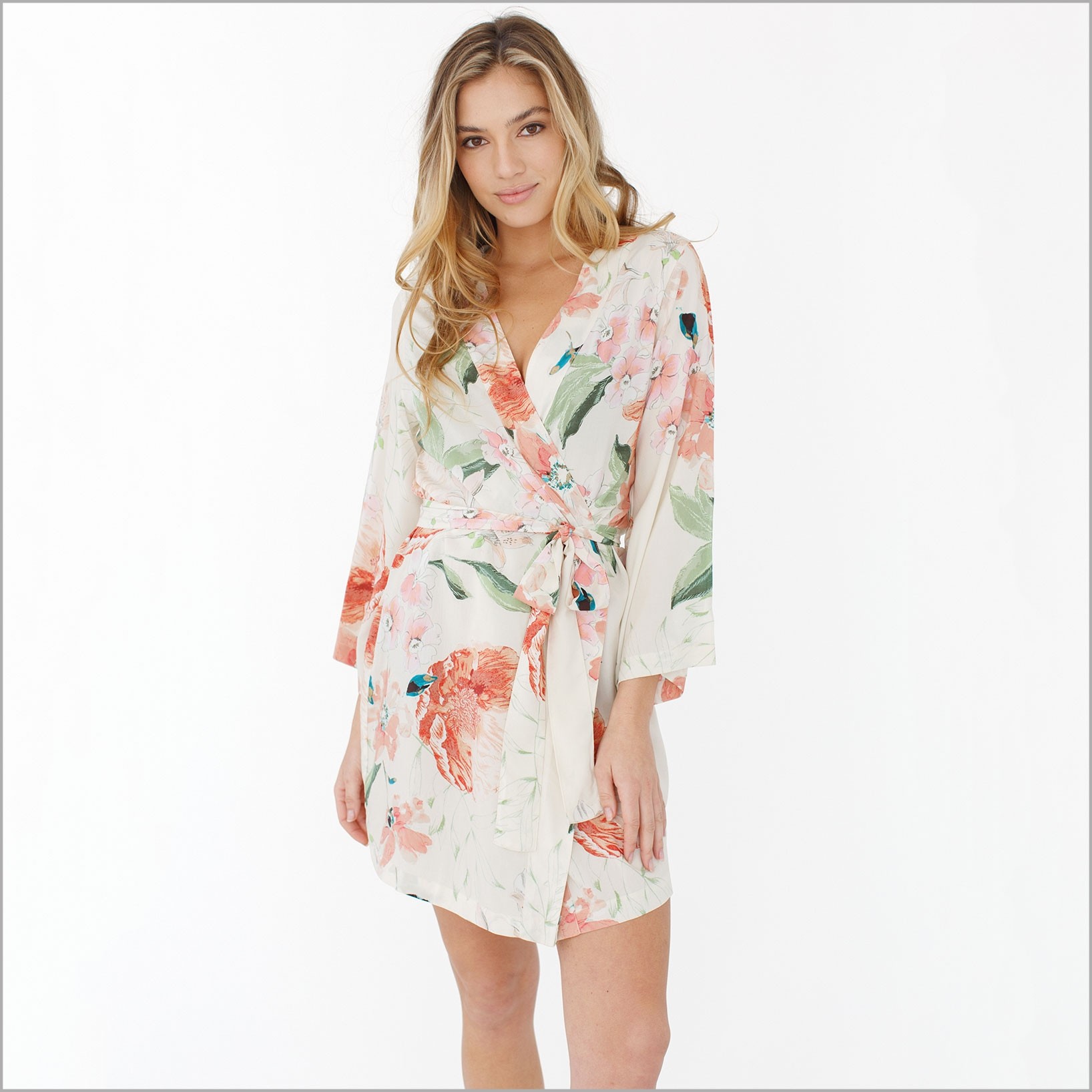 Knee Length Robe. Kiss Mix. | Plum Pretty Sugar