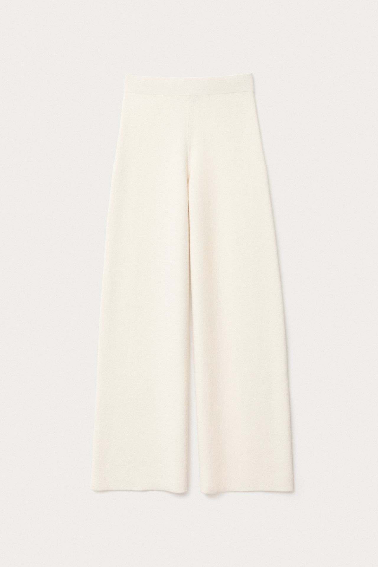 RIVERA


Cashmere Trousers | Iris von Arnim