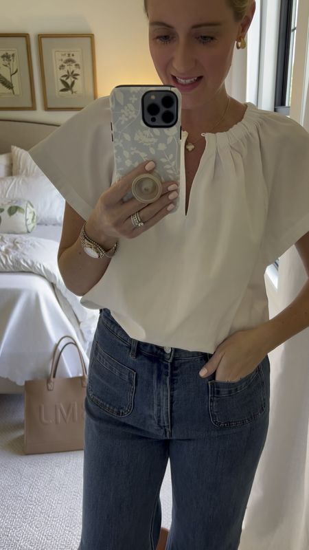 Walmart Fashion Finds for Fall! I’m wearing a size small’ 

This white top just came in and it’s perfect!!! The material is amazing and I love the sleeve detail! 

#walmartpartner #walmartfashion @walmartfashion 
