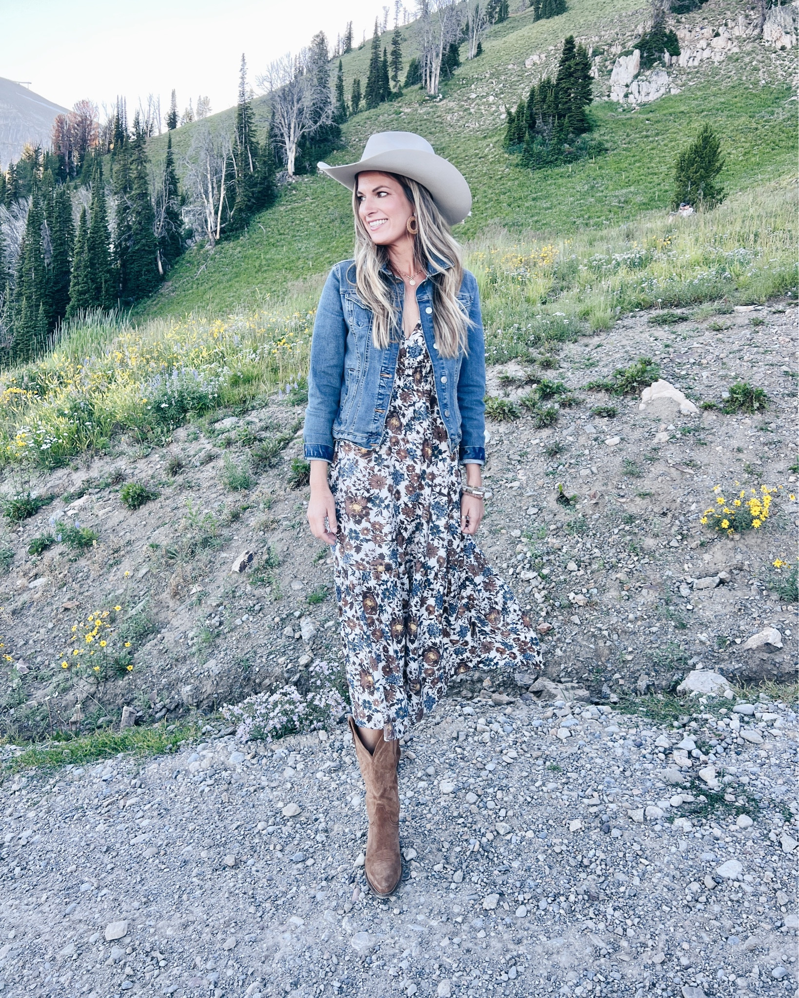 Fall family photo dress.  Wearing xs in the dress and small in the denim jacket.  

#LTKshoecrush #LTKunder100 #LTKsalealert