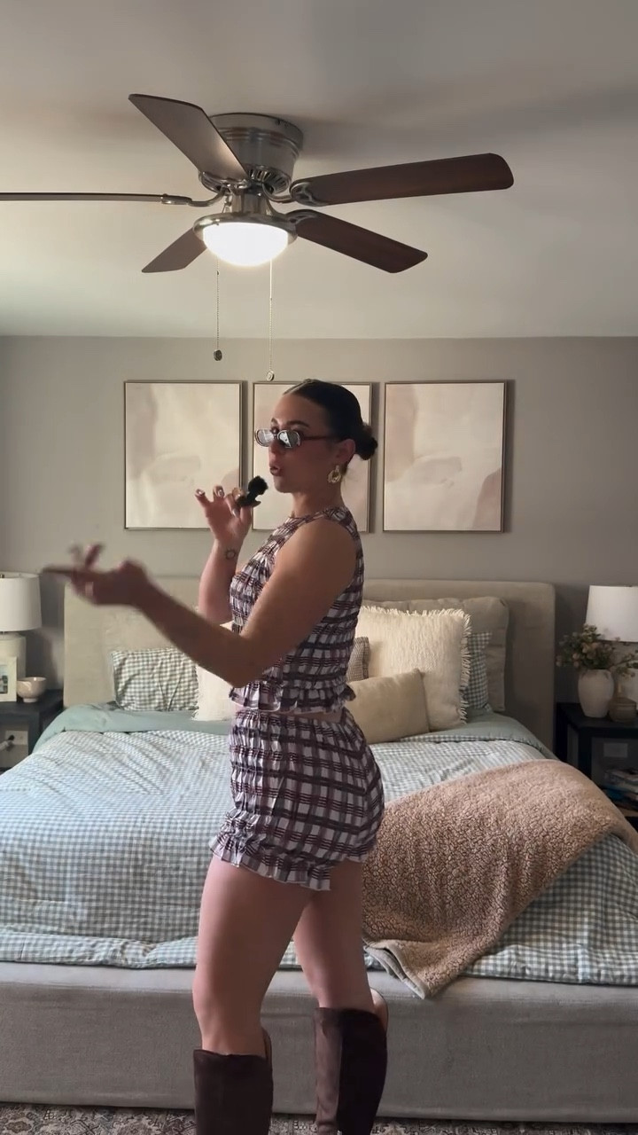 welcome to part ONE of my mini spring haul 👒 I did some shopping so you don’t have to! 

FOLLOW FOR MORE FUN FASHION ✨

#Amazon #springfashion #afforablefashion #gingham