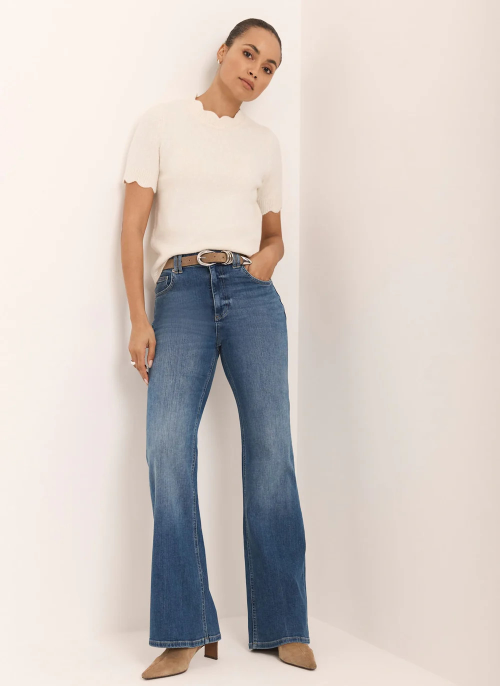 Cream Scallop Knit Top | Mint Velvet