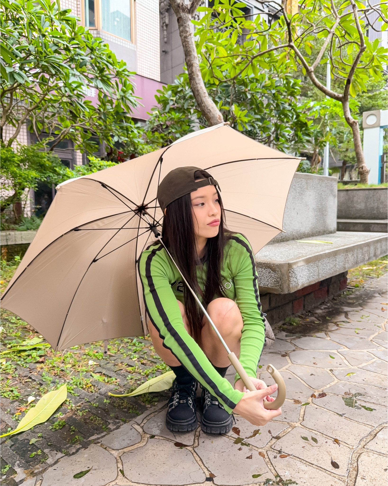 #greenoutfit #christmasoutfits #streetstyle #everydaylook

#LTKSeasonal #LTKHoliday #LTKStyleTip