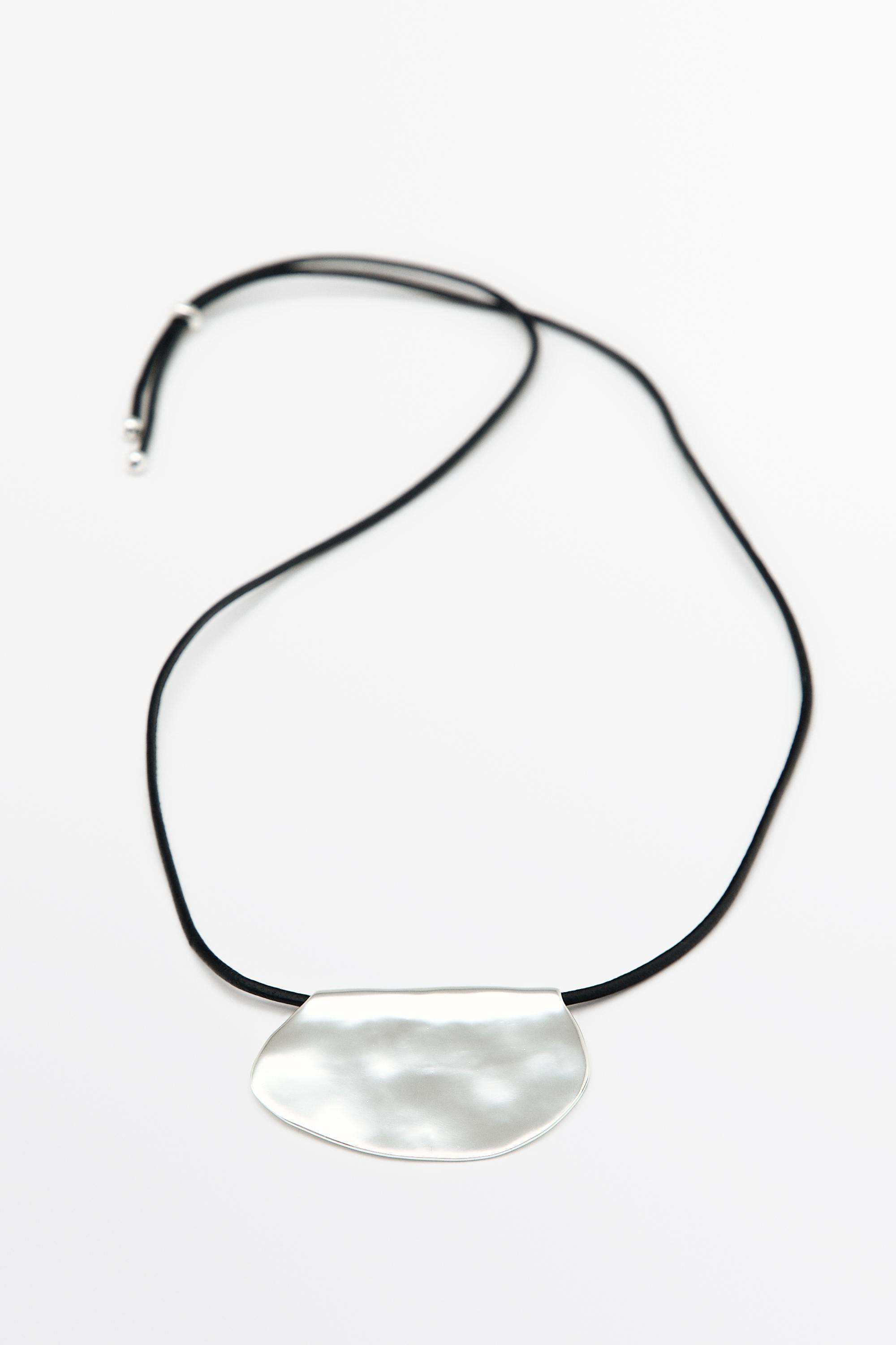 Long dumpling-piece necklace | Massimo Dutti US