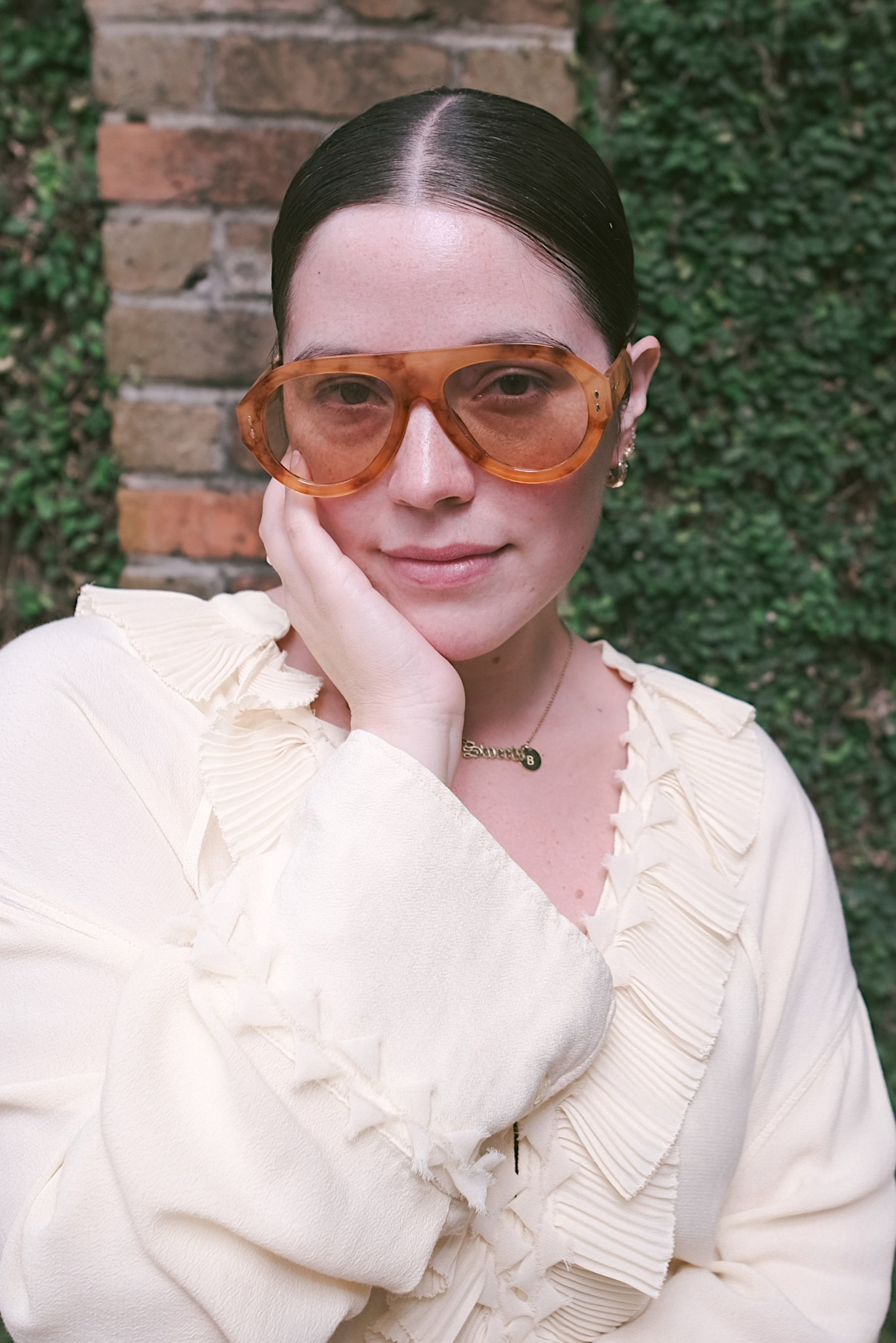 I love when glasses are a statement piece to an outfit and these oversized aviators from Free People are both exactly that and affordable 🙌

#LTKSummerEdit #LTKGiftGuide #LTKStyleTip