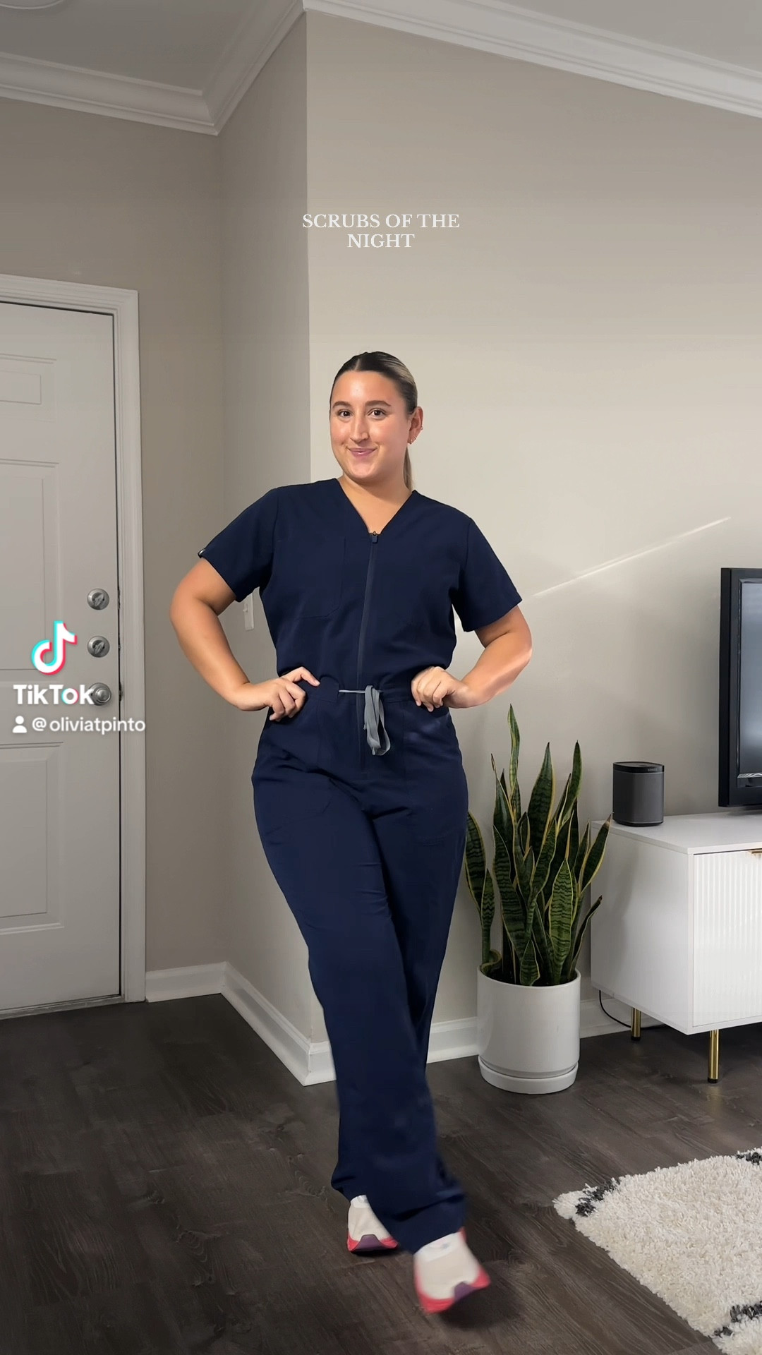 Scrubs of the night! 🩺

#LTKStyleTip #LTKWorkwear #LTKVideo