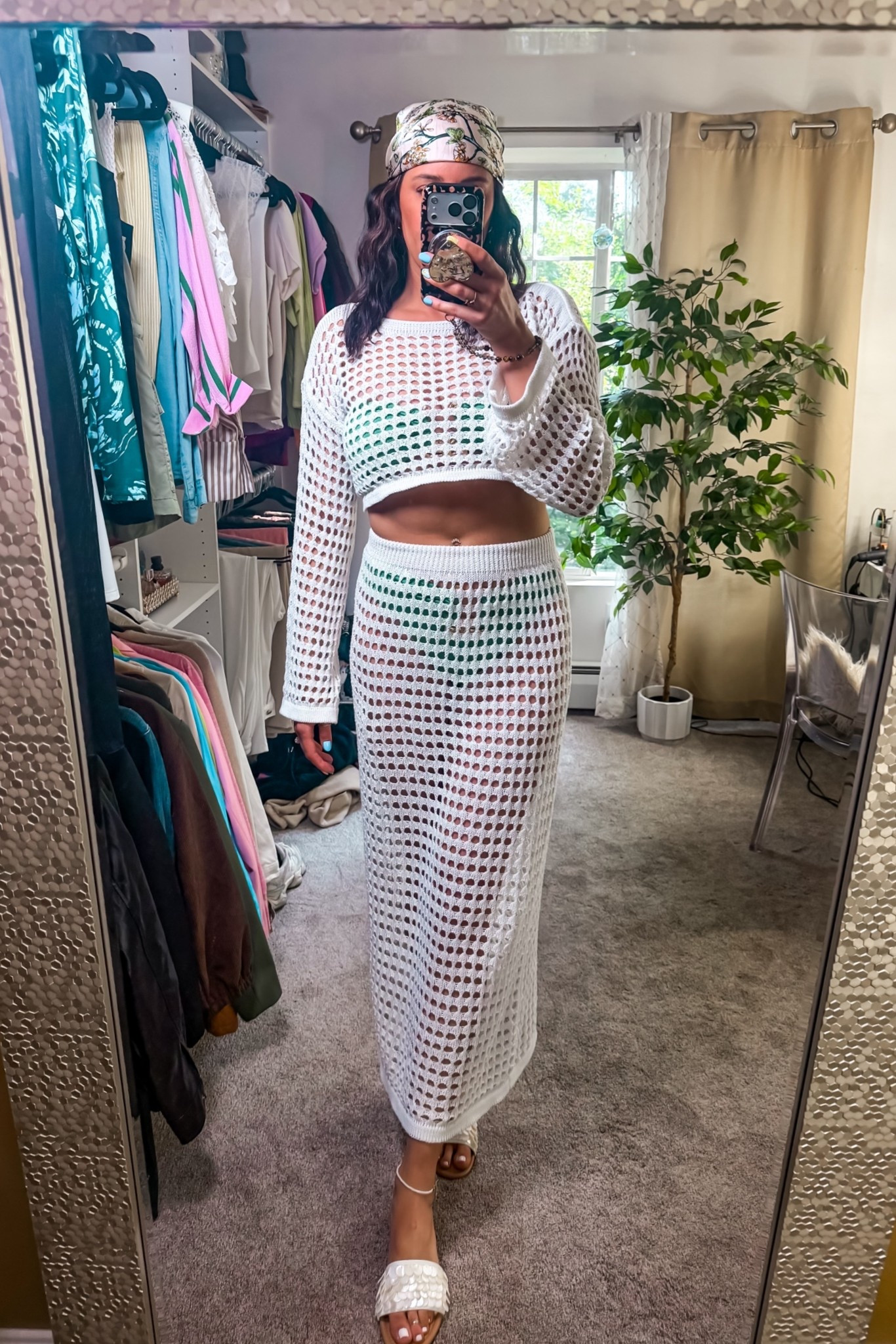 Sassy, classy, and a little bit beachy. 💚

Absolutely obsessed with this white crochet matching set for summer! It’s the perfect lightweight cover-up over a pop-of-color bikini, and the headscarf just ties the whole resort-wear vibe together. 🌴🤍

#summerootd #beachstyle #vacationfashion