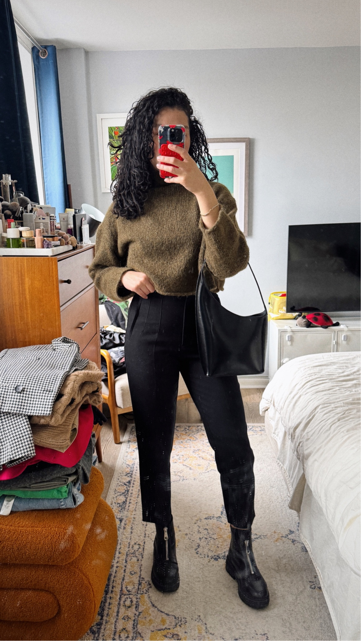 The best pants for work, errands, basically everyday - and they are under $50 from Zara. 

#LTKStyleTip #LTKMostLoved #LTKFindsUnder50