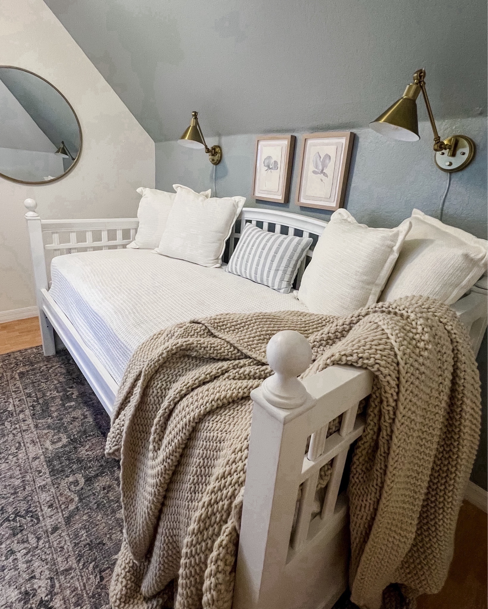 Lake house daybed

#LTKhome