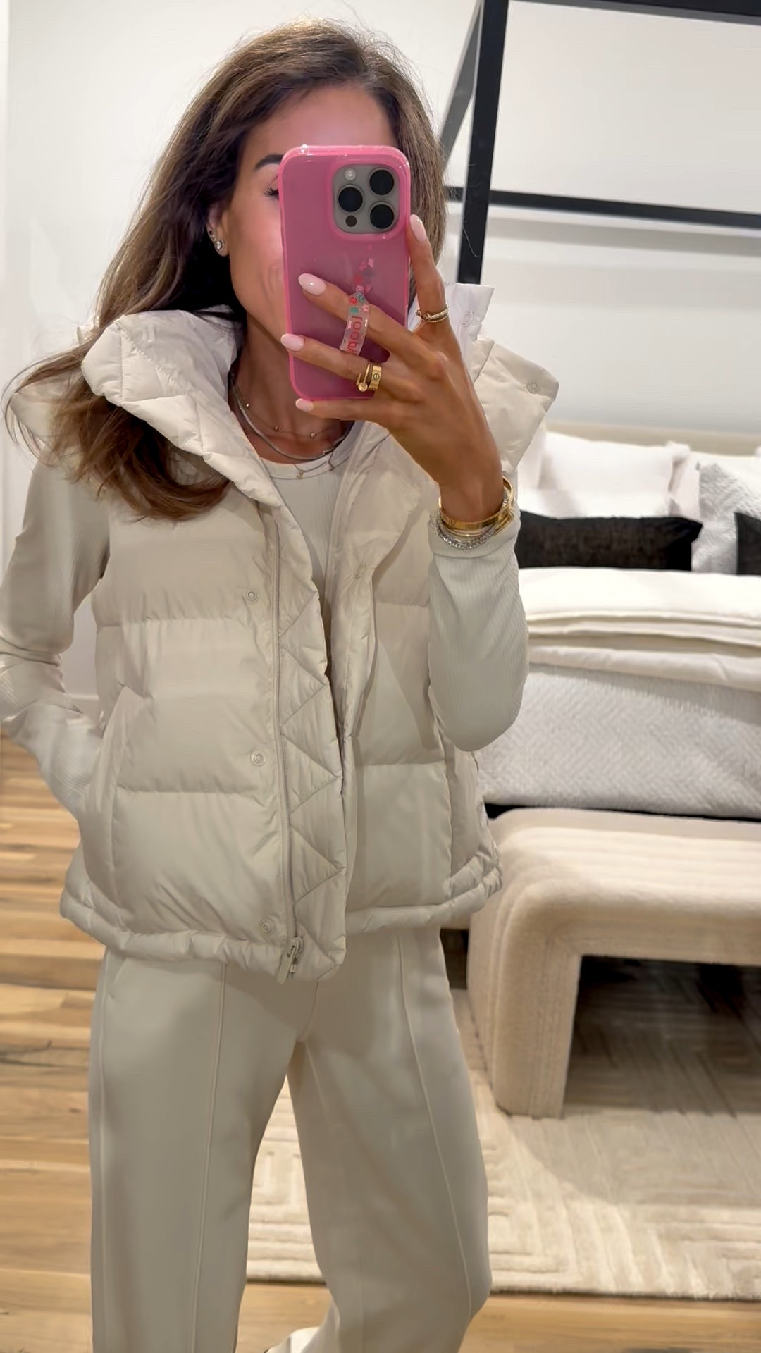 Super warm ivory puffer vest size 0 with matching soft trouser pants petite friendly size 0 

#LTKFindsUnder50 #LTKFindsUnder100 #LTKPetite