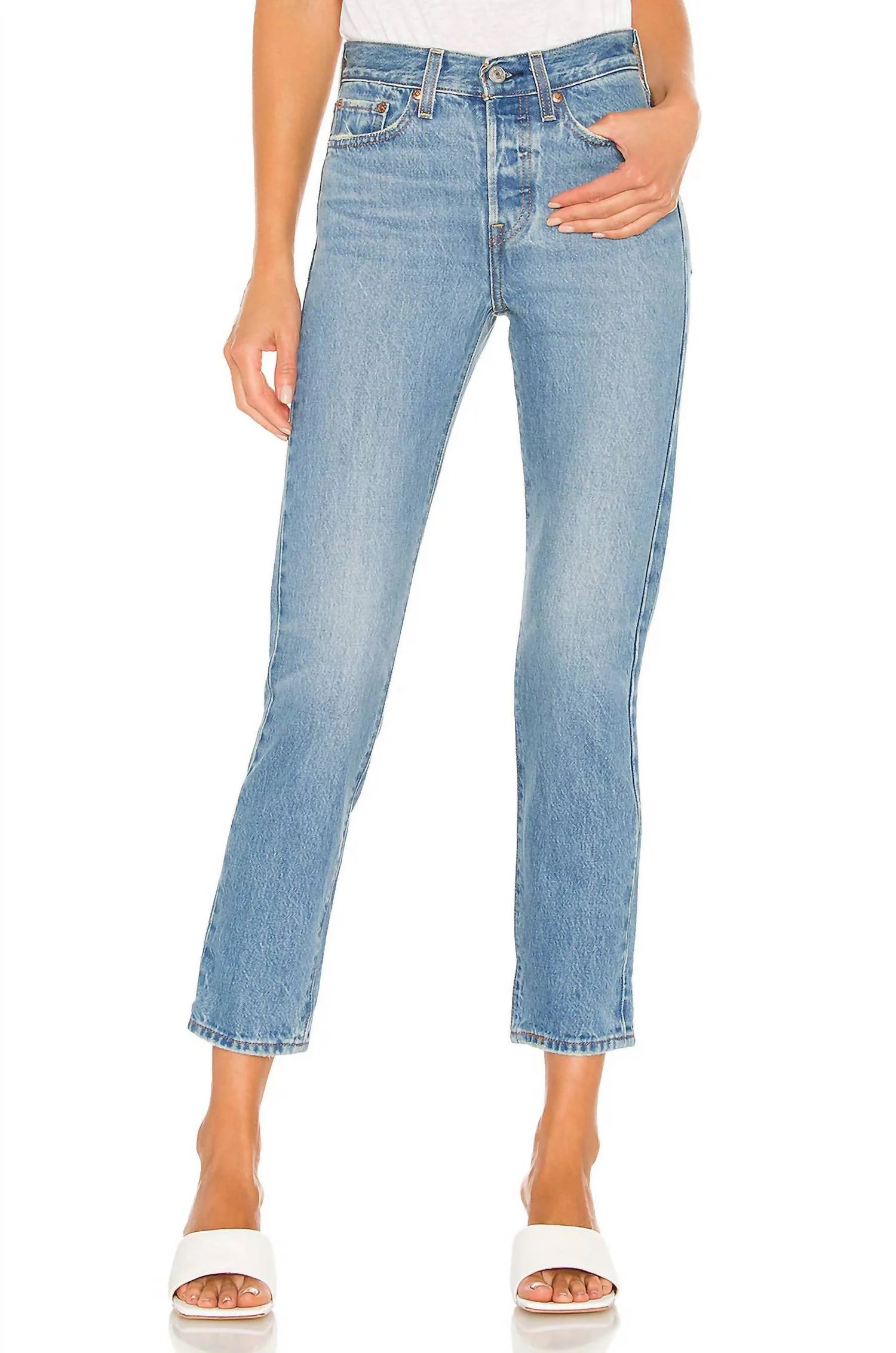 Wedgie Icon Fit Ankle Jeans In Athens Pushed - Light Wash | Shop Simon