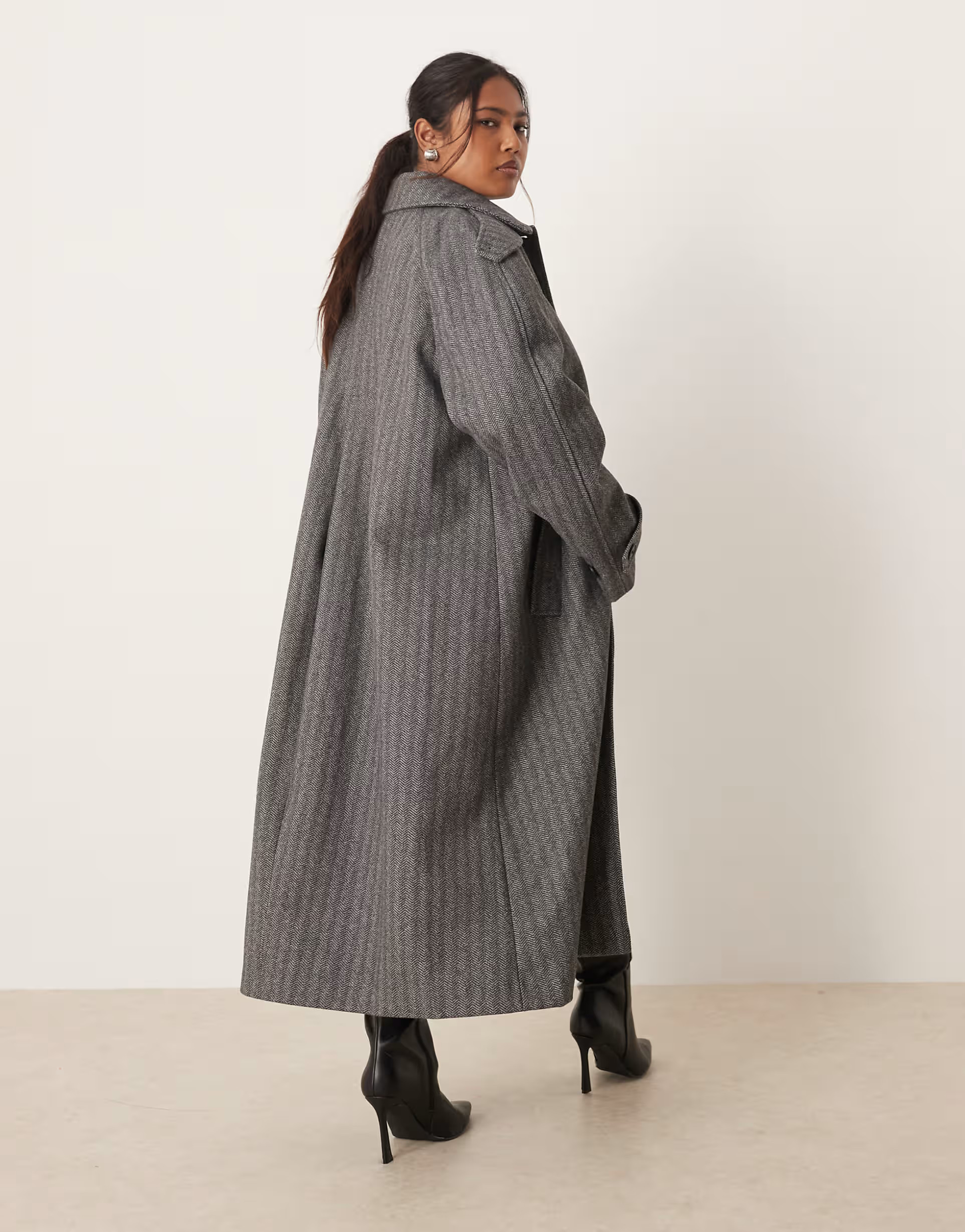 ASOS DESIGN Curve – Car Coat mit Fischgrätmuster und Longline-Schnitt | ASOS | ASOS (Global)