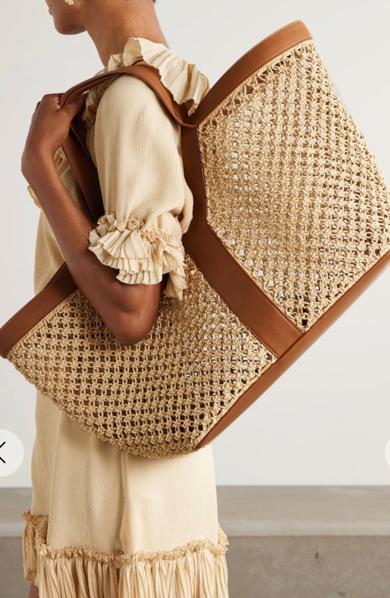 Raffia Beach bag of my dreams😍😍#beacbbag #yslbag #raffiabag