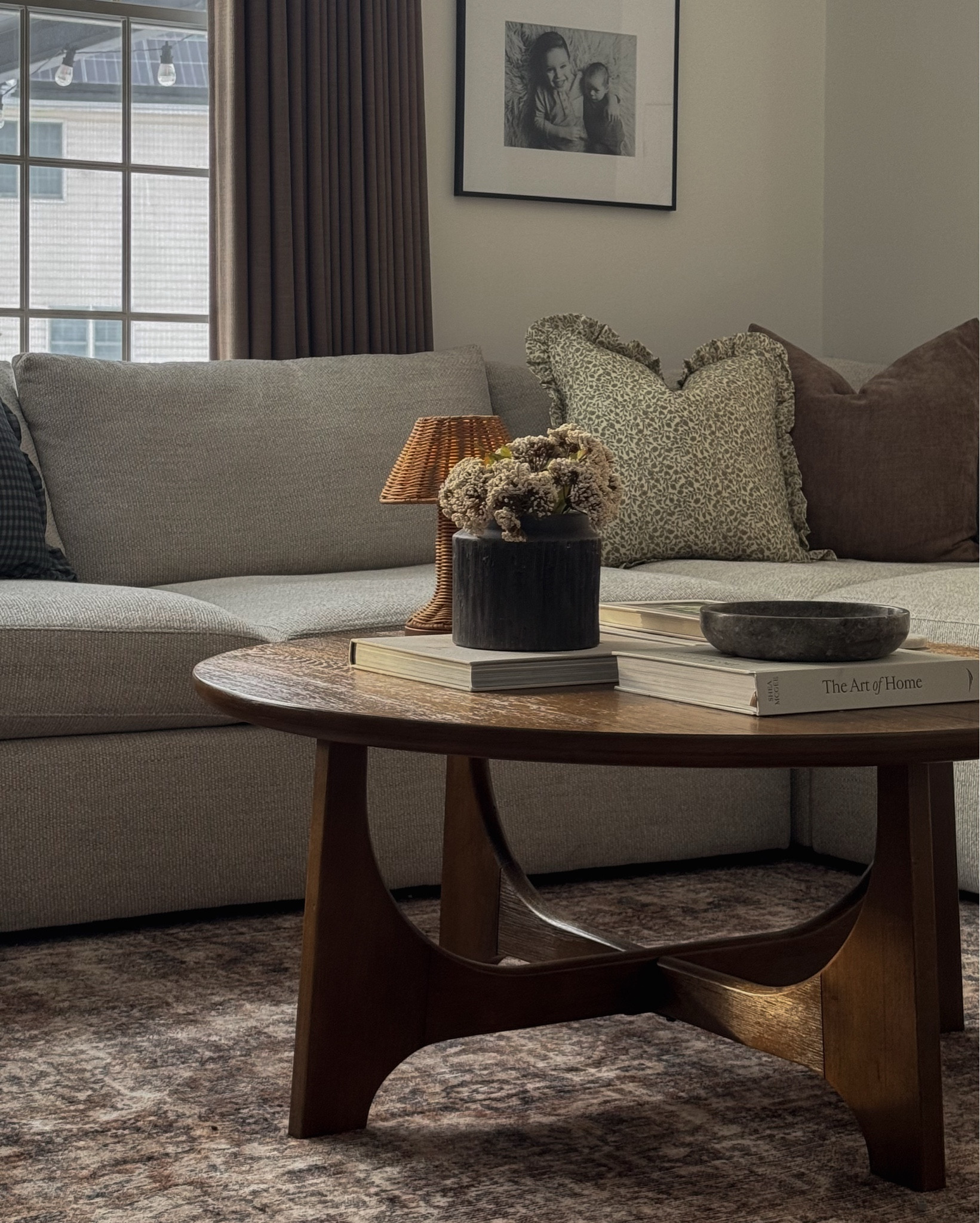 Round coffee table decor, round coffee table styling, spring decor, living room decor, living room furniture 

#LTKHome