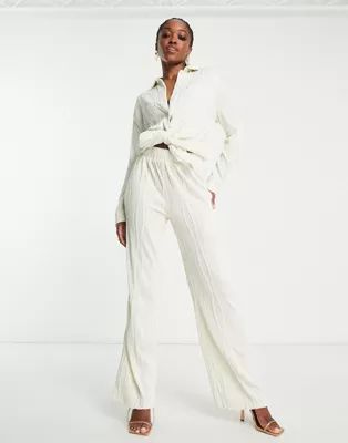 4th & Reckless plisse wide leg trouser co-ord in white | ASOS (Global)
