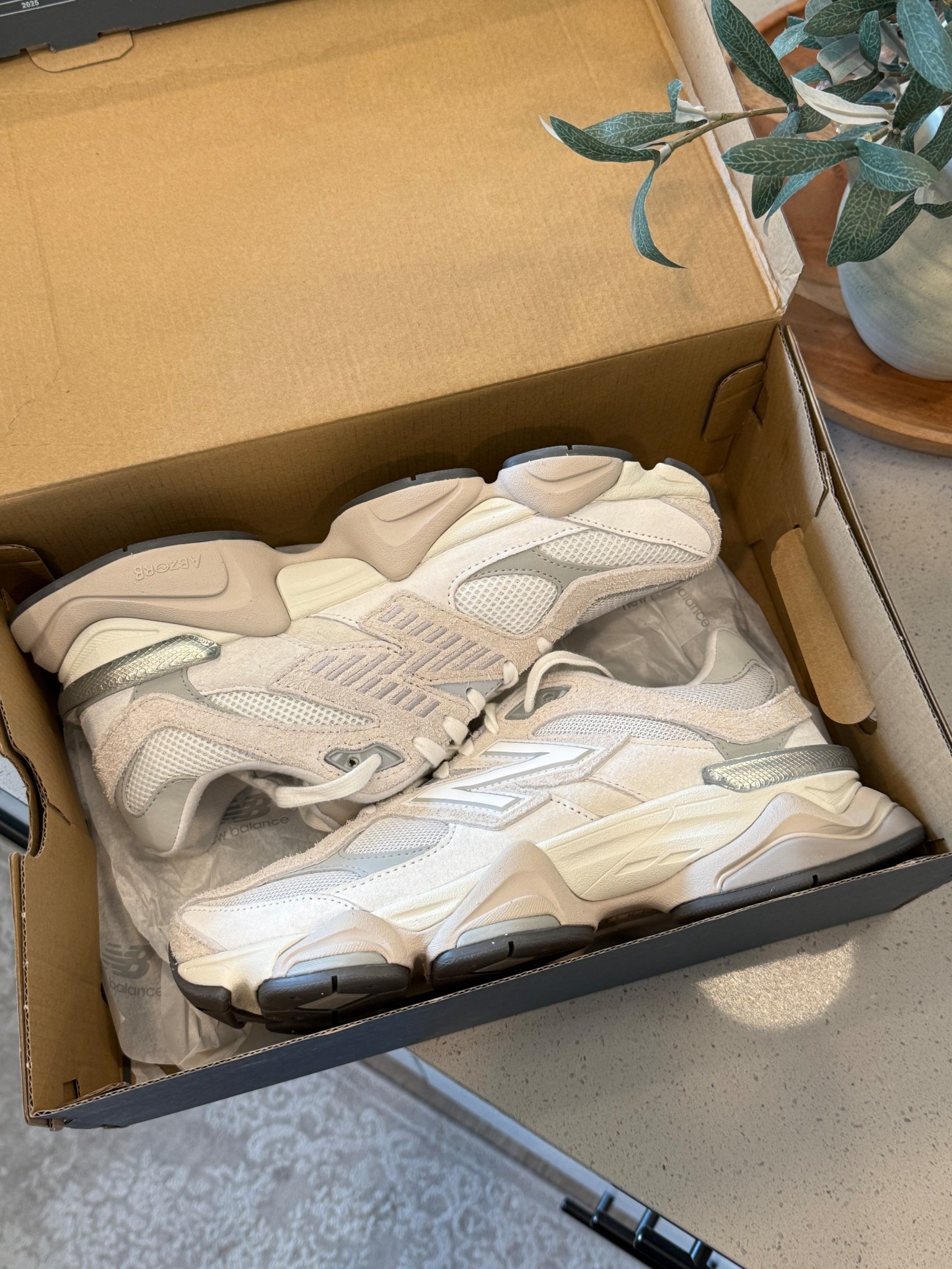 the CUTEST New Balance 9060’s⭐️ the color combo is a perfect neutral tone!! 

#LTKShoeCrush #LTKGiftGuide #LTKActive