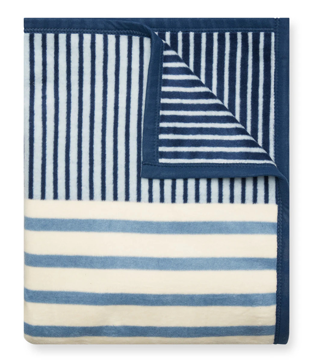Shoreline Stripe Blanket | ChappyWrap