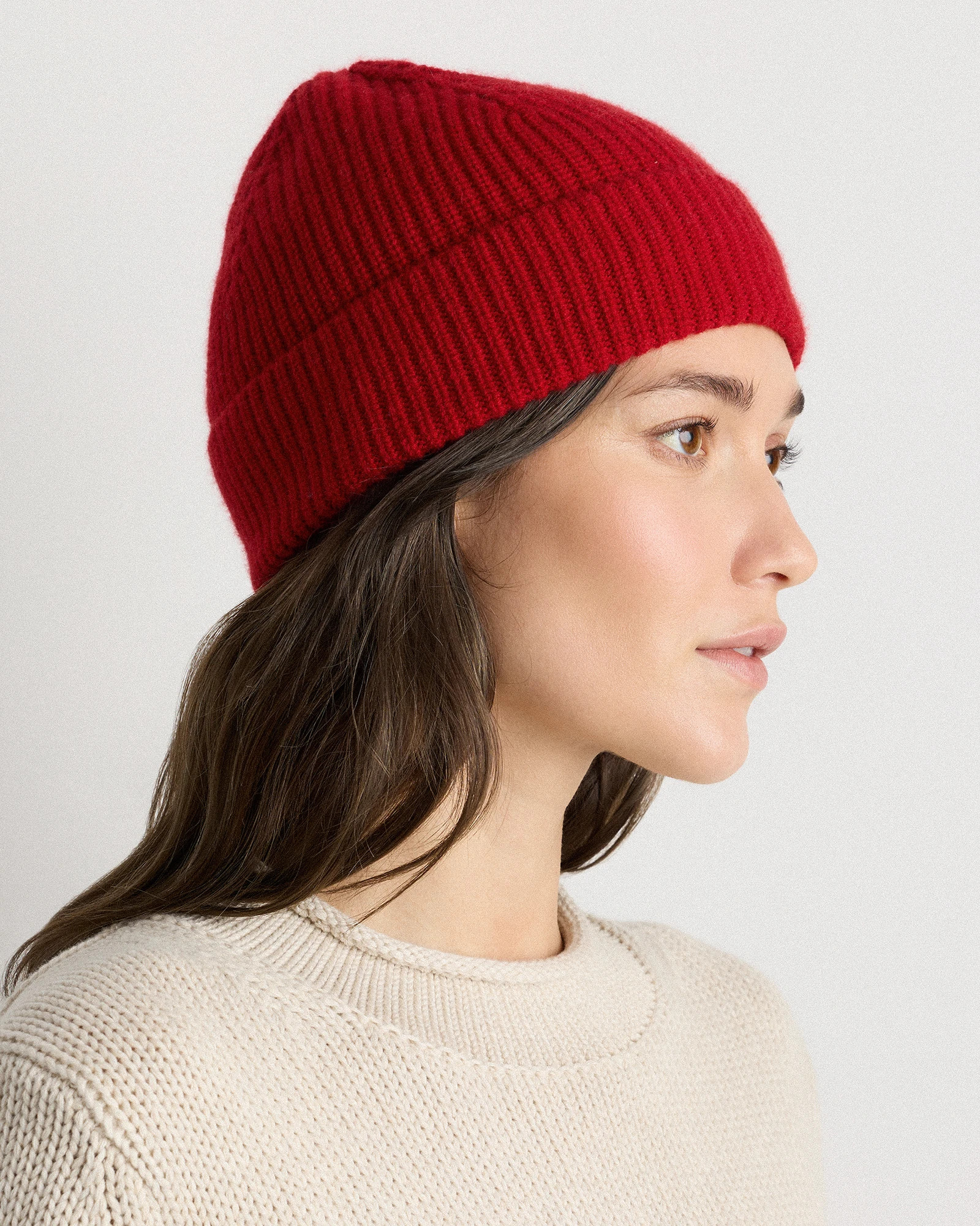 Quince | Mongolian Cashmere Ribbed Beanie in Crimson, Size XS/Small | Quince