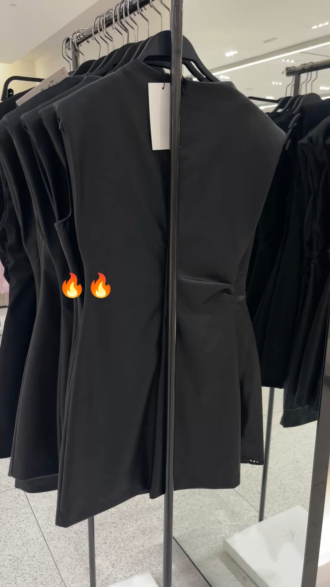 So chic! Looks even better on. 

#LTKStyleTip #LTKPetite #LTKFindsUnder100