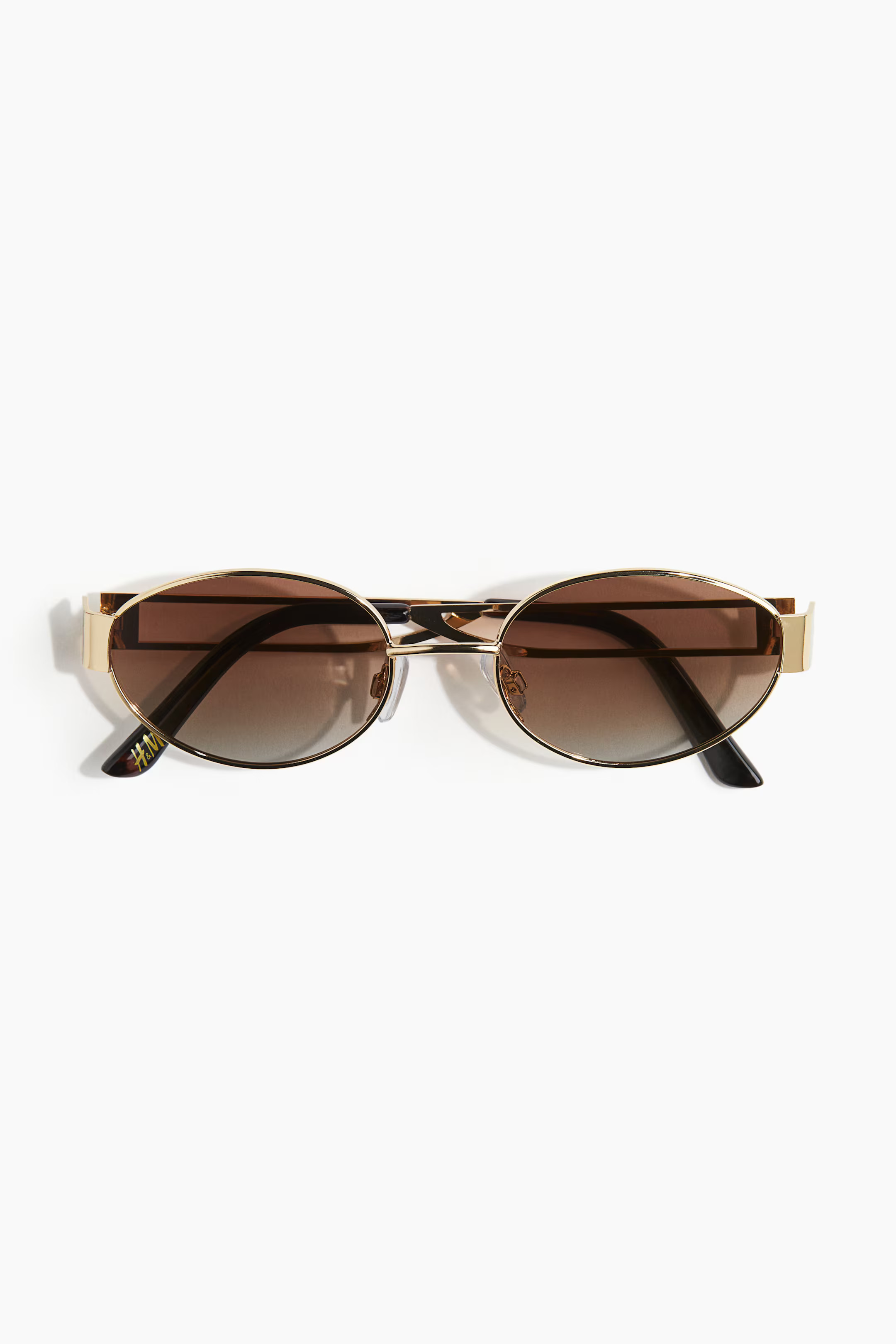 Polarised sunglasses | H&M (UK, MY, IN, SG, PH, TW, HK)