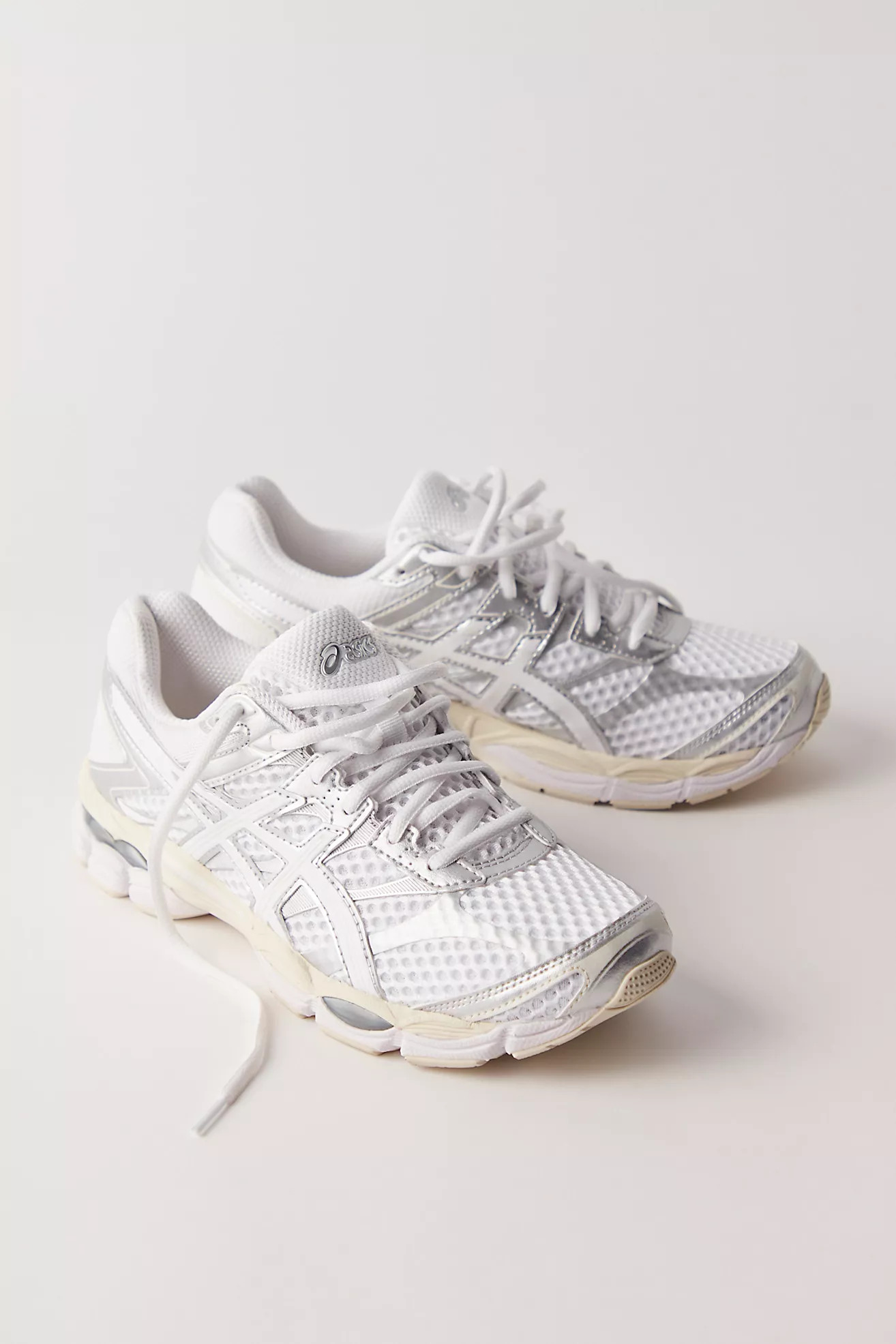 ASICS GEL-CUMULUS 16 Sneakers | Free People (Global - UK&FR Excluded)