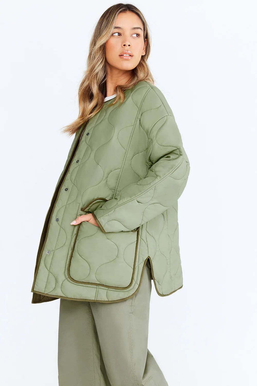 OVERSIZED REVERSIBLE QUILTED JACKET- LIGHT OLIVE AND ARMY GREEN | TALA (UK)