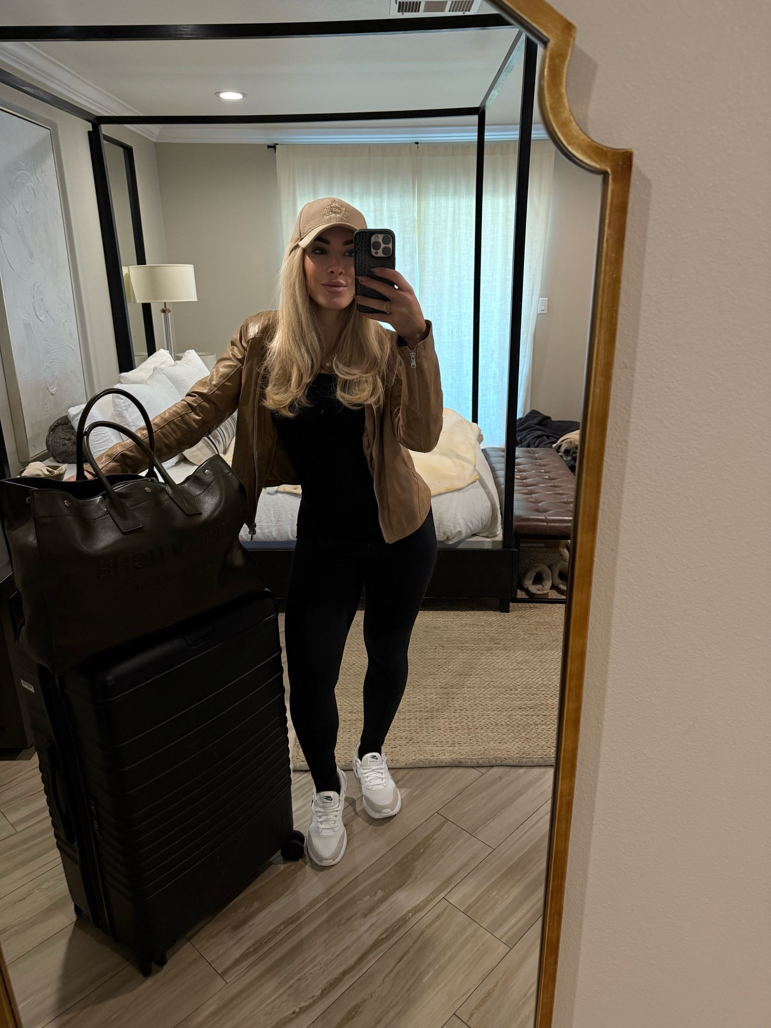 Brb ✈️🧳

#LTKShoeCrush #LTKStyleTip #LTKTravel