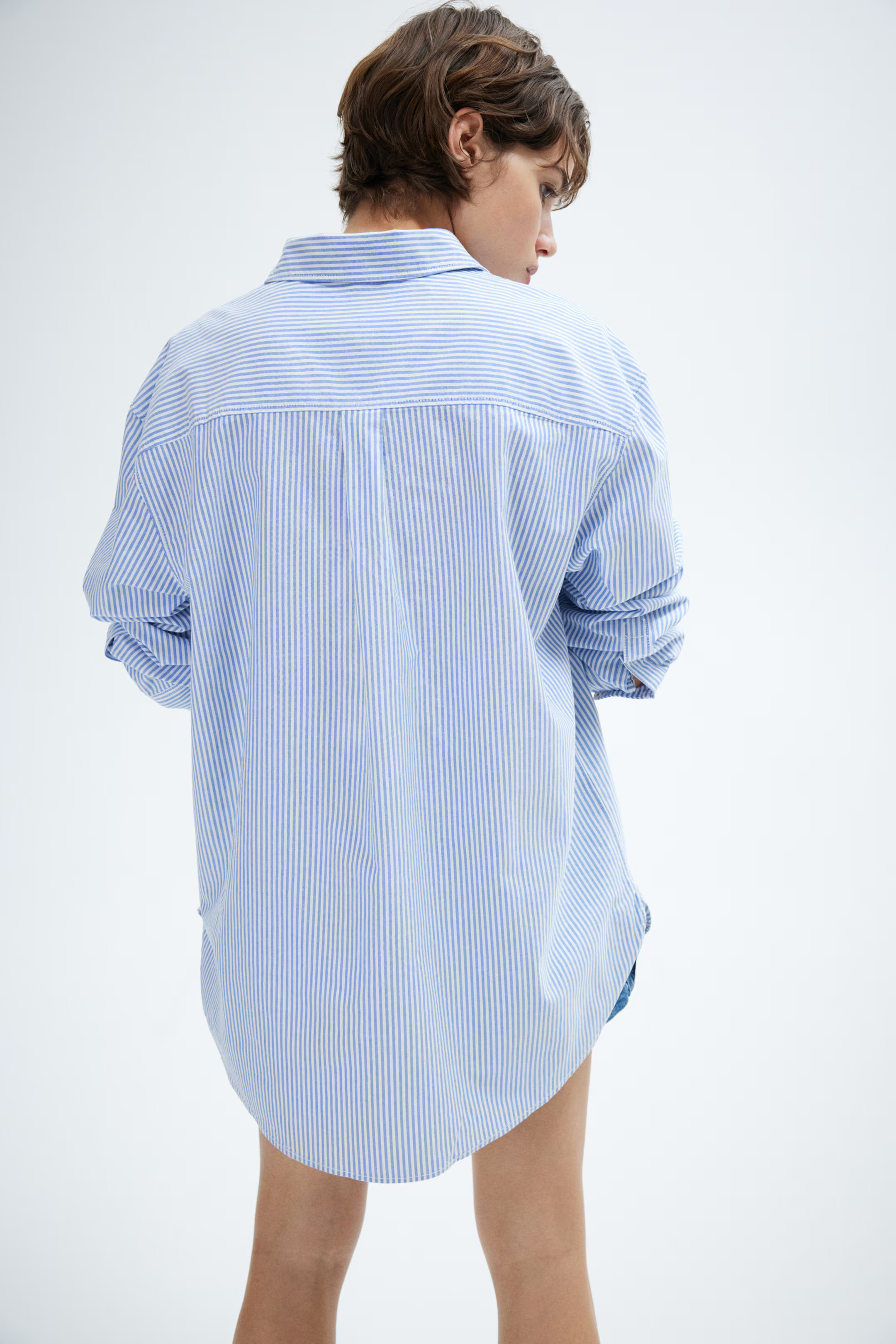 Oxford shirt | H&M (UK, MY, IN, SG, PH, TW, HK)