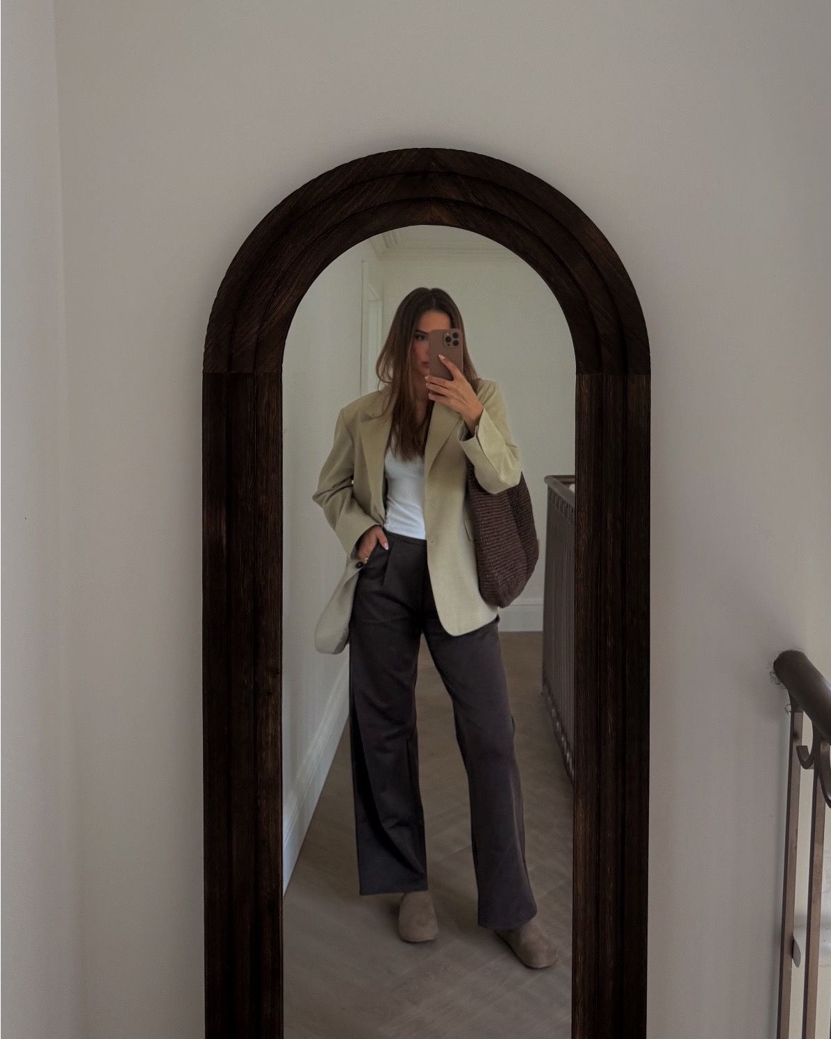 How I style my Renue the Label tank ☁️

Autumn outfit, autumn style, basics, layers, tailoring, blazer, tailored trousers, canvas jacket, autumn jacket, Levi’s, Agolde

#LTKautumn #LTKjeans #LTKuk