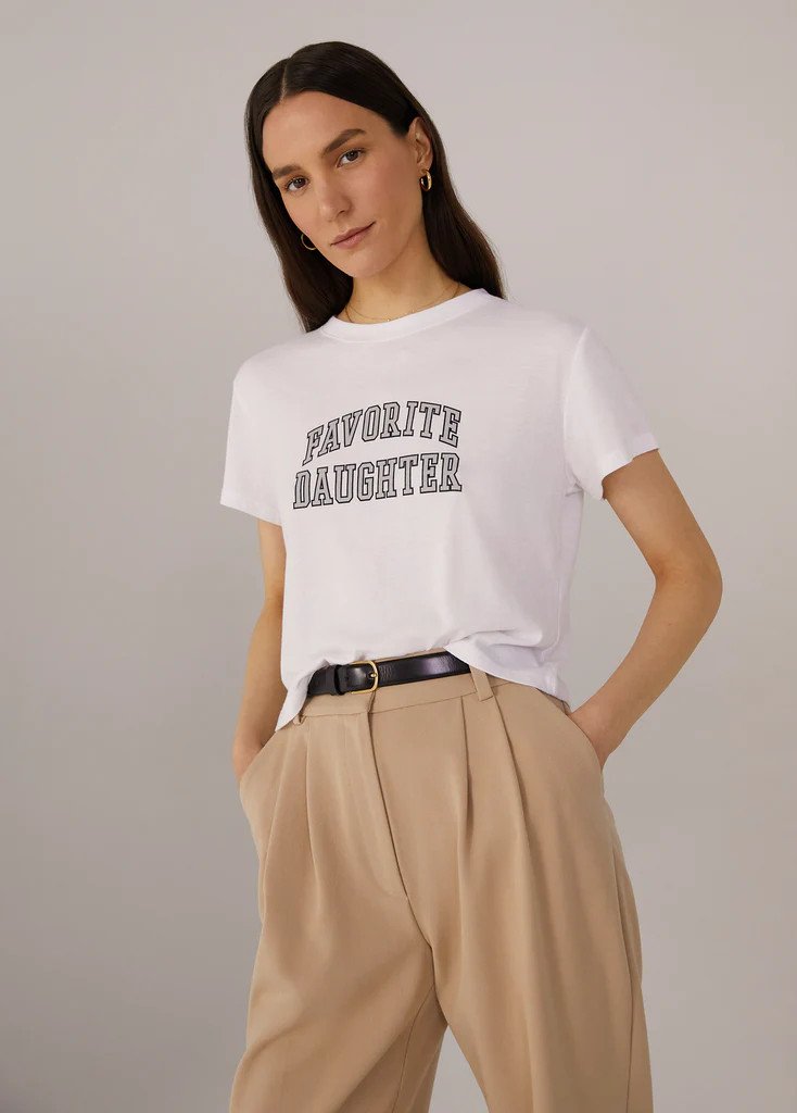 THE CROPPED COLLEGIATE TEE | Favorite Daughter