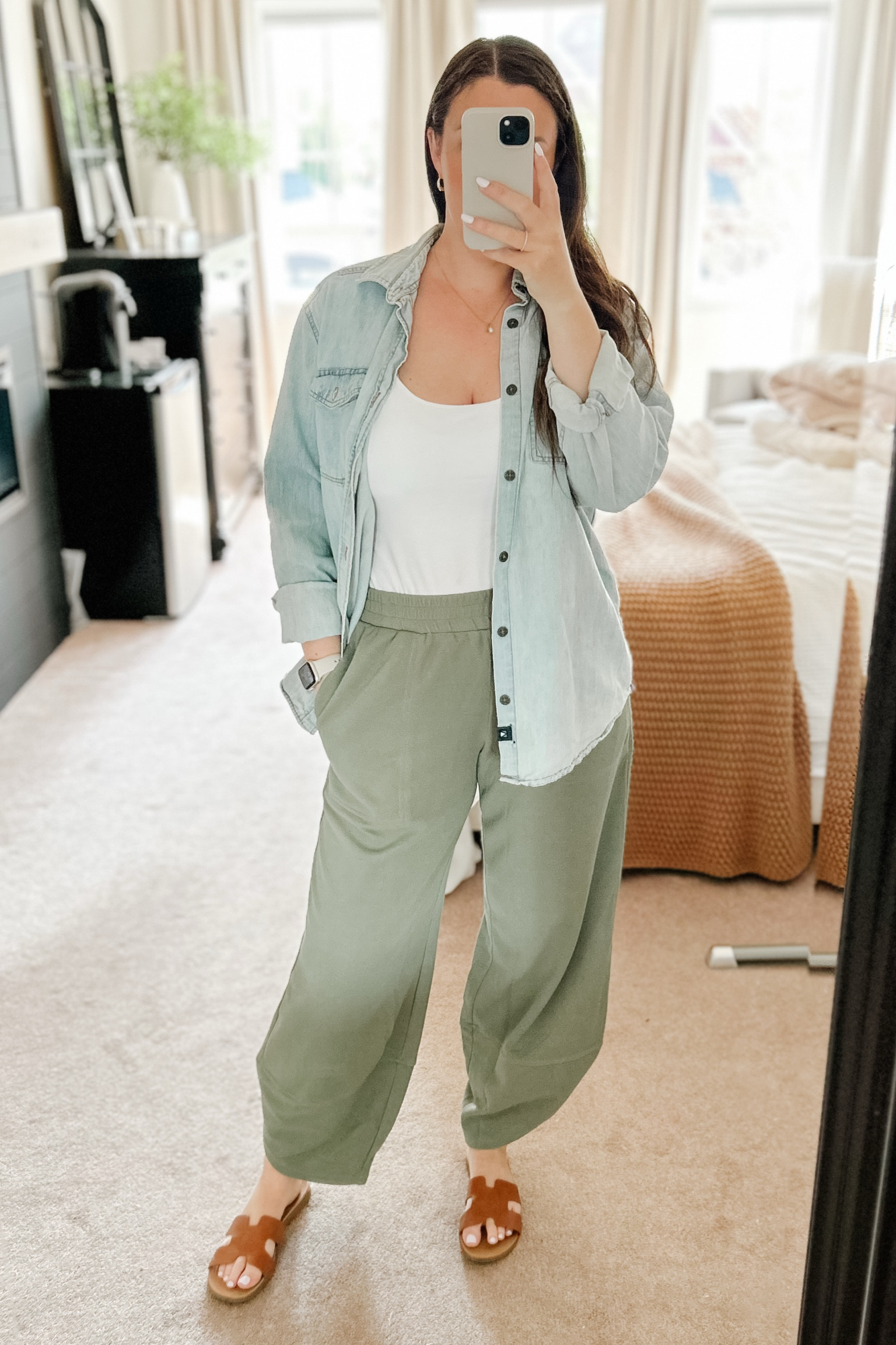 Day 10 - 30 Days of Midsize Spring Breastfeeding-Friendly Outfits

#SpringMomStyle #BreastfeedingOutfits #NursingFriendlyFashion #PostpartumLooks #LTKSpring #LTKMom #NursingOOTD #30DaysOfStyle


#LTKspring #LTKmaternity #LTKcanada