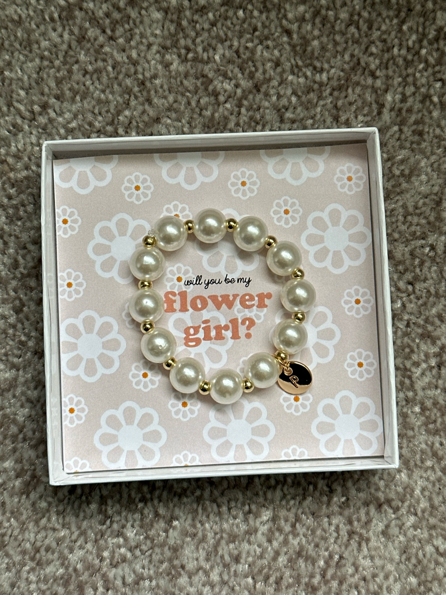 Flower girl bracelet! 


#LTKbaby #LTKwedding #LTKGiftGuide