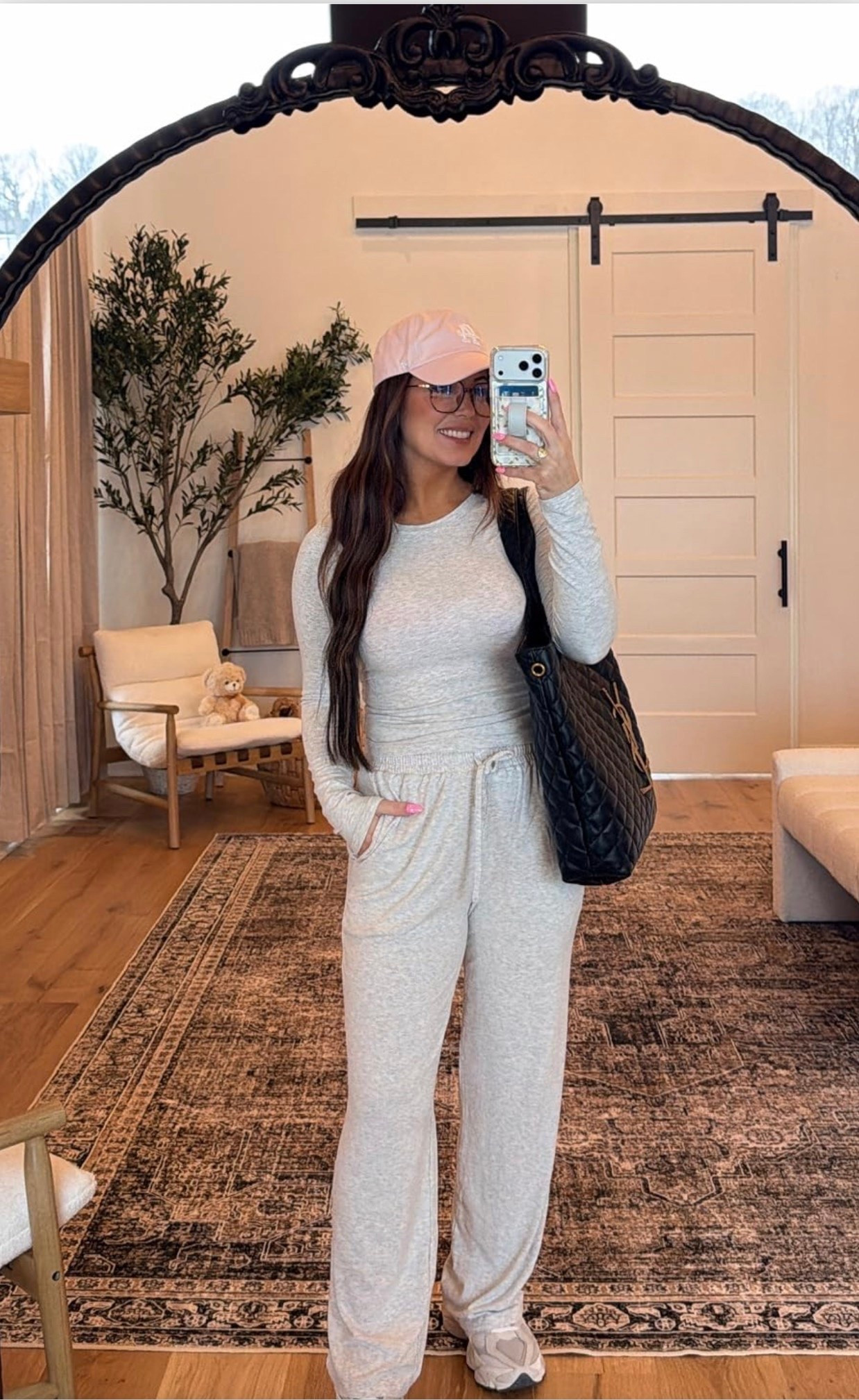 Amazon is absolutely winning fall this year! Don't miss these finds. 🍁
#AmazonDeals #FallFashion #AmazonFinds #LTK #MustHaveStyle #AffordableFashion #CozySeason #FashionInspo #OOTD #AmazonFavorites

#LTKOver40 #LTKHome #LTKmomlife