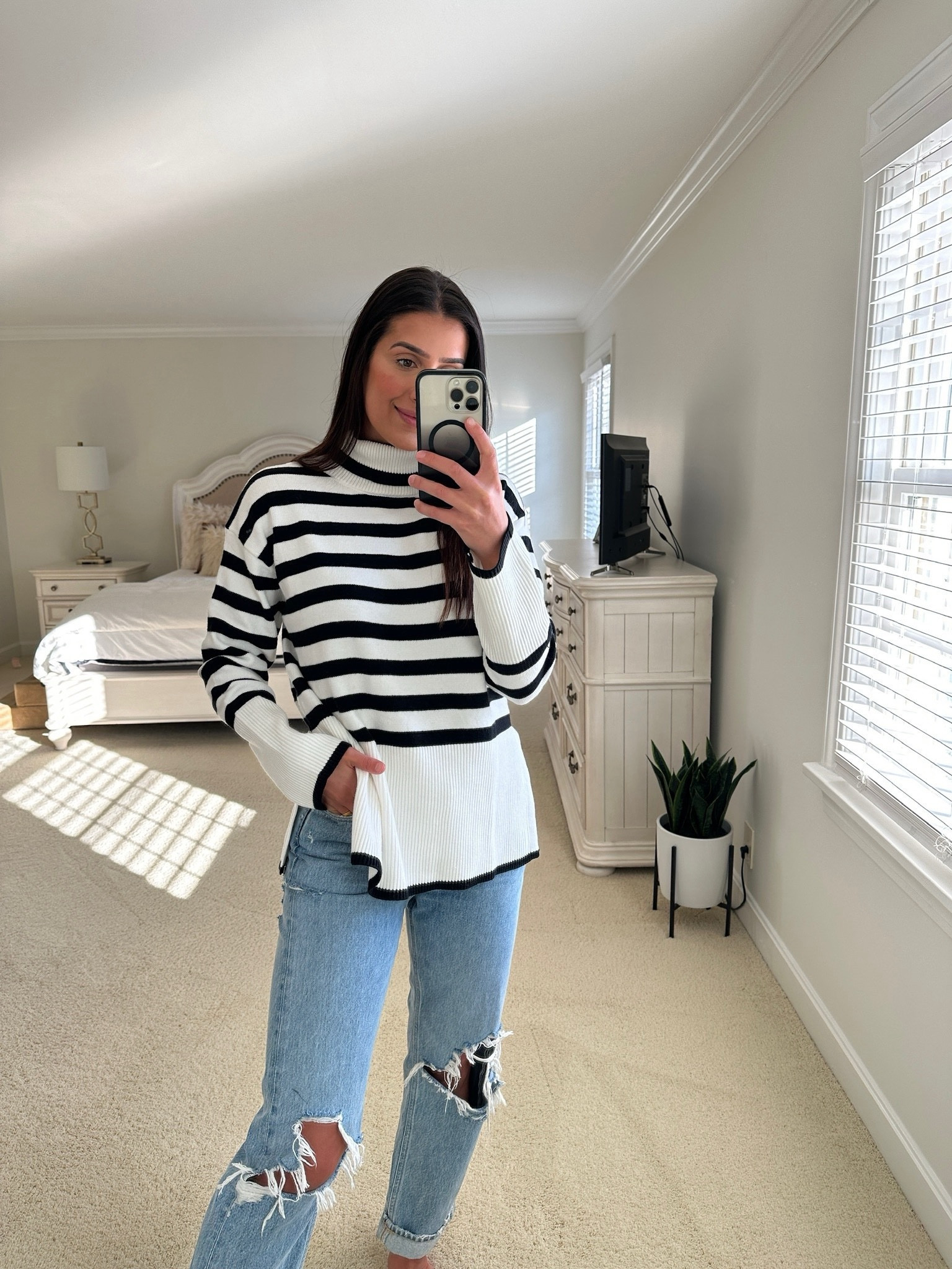 Loving this Amazon sweater! 

Amazon fashion - Amazon sweater - striped sweater- turtleneck sweater 

#LTKfindsunder50 #LTKstyletip