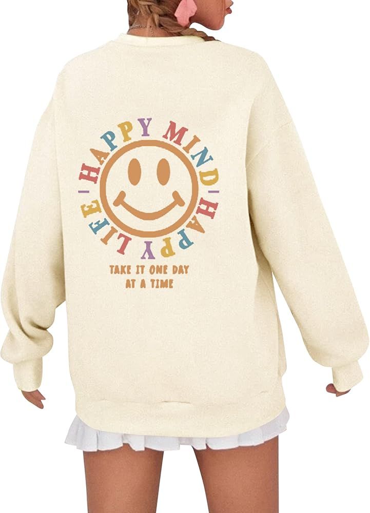 SAFRISIOR Women Oversized Fleece Smile Letter Graphic Sweatshirt Long Sleeve Crewneck Casual Pull... | Amazon (US)