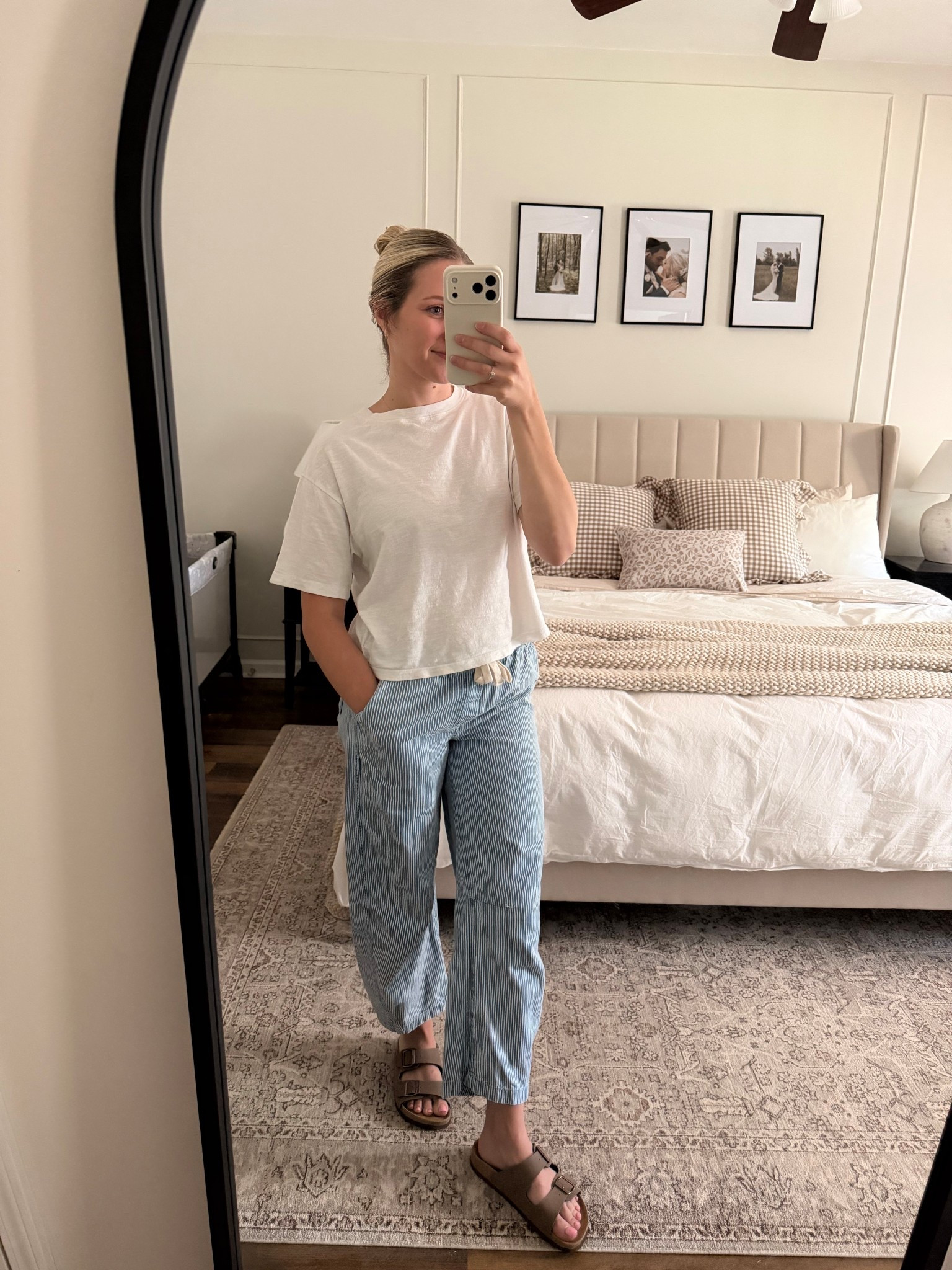 I’ve been living in these pants all spring! They are sooo comfortable! Wearing XS 

#LTKootd #LTKgrwm #LTKmomlife