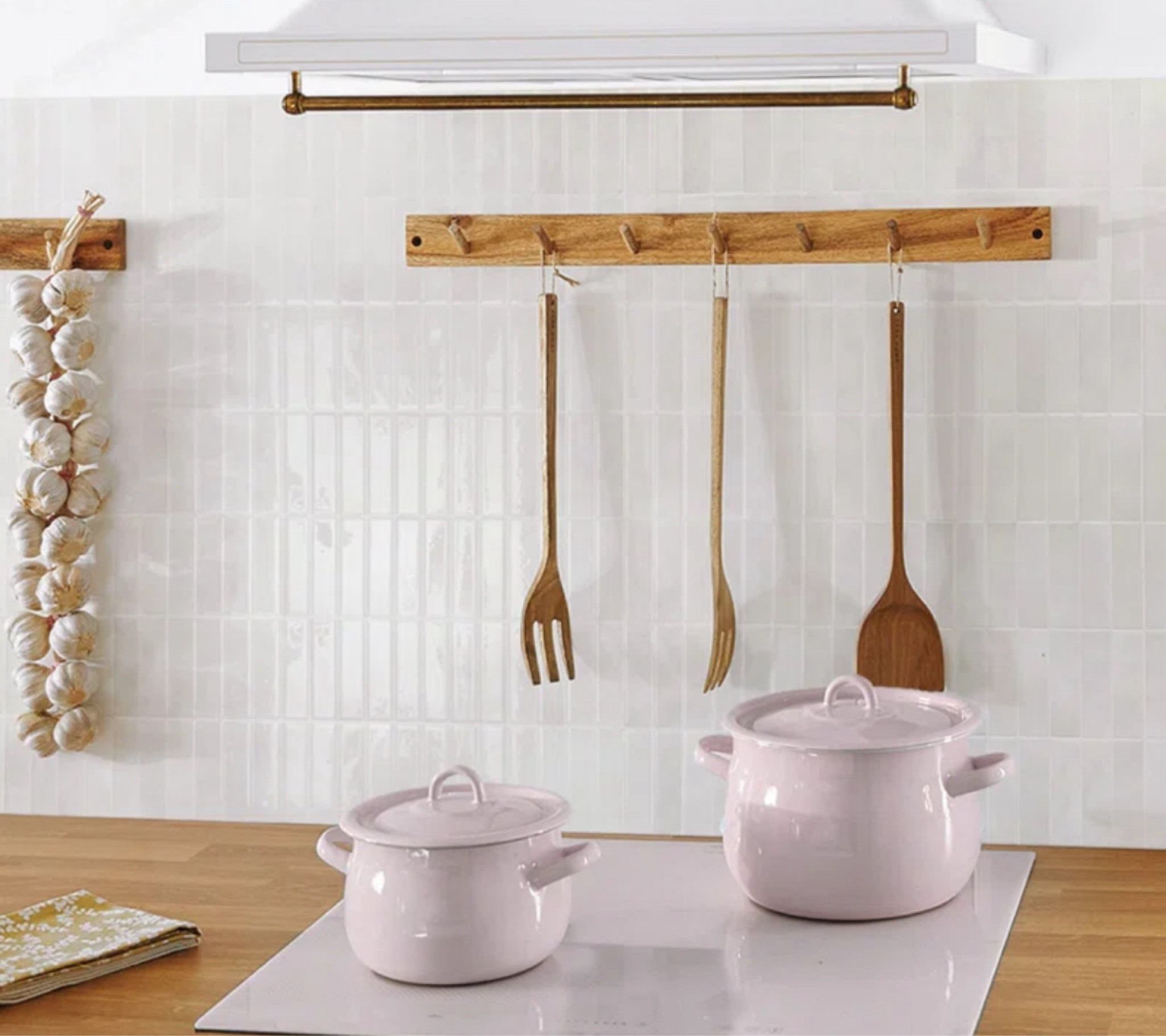 Peel and stick backsplash that looks like real tile. A very trendy look. Currently on salee

#LTKsalealert #LTKfindsunder50 #LTKhome