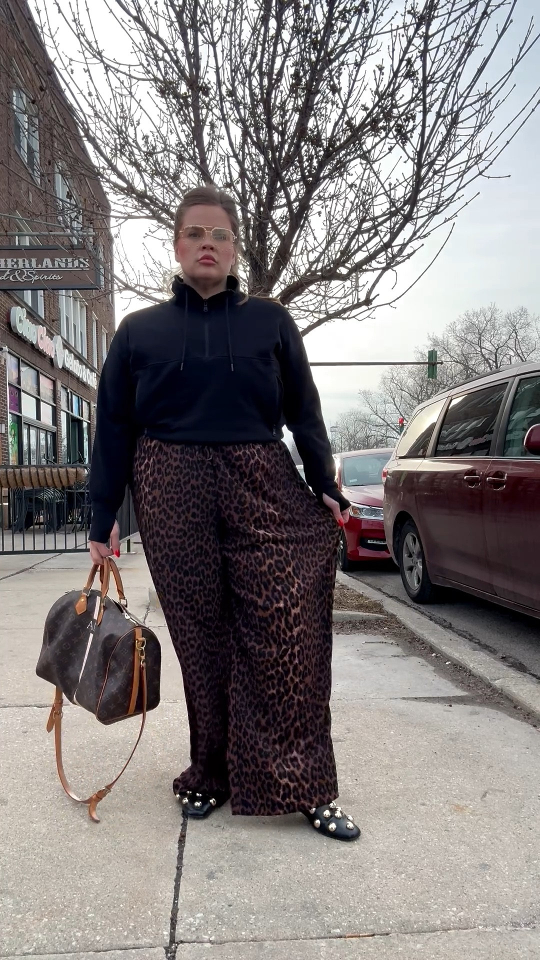 You need these pants! $11.99!!!! Whattttttr

#LTKSaleAlert #LTKMidsize #LTKOver40