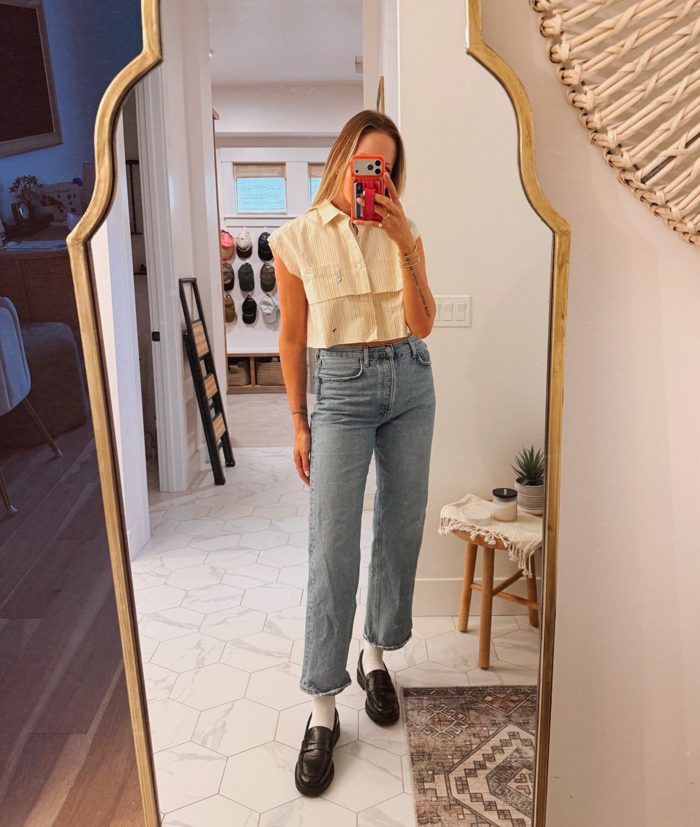 SALE ALERT!! 🤩 This button-down crop is 75% off!! It's final sale but worth the risk!! 😜 And the loafers are discounted, too!! 😍 Happy Sunday!! 💛

#LTKmomlife #LTKgrwm #LTKootd