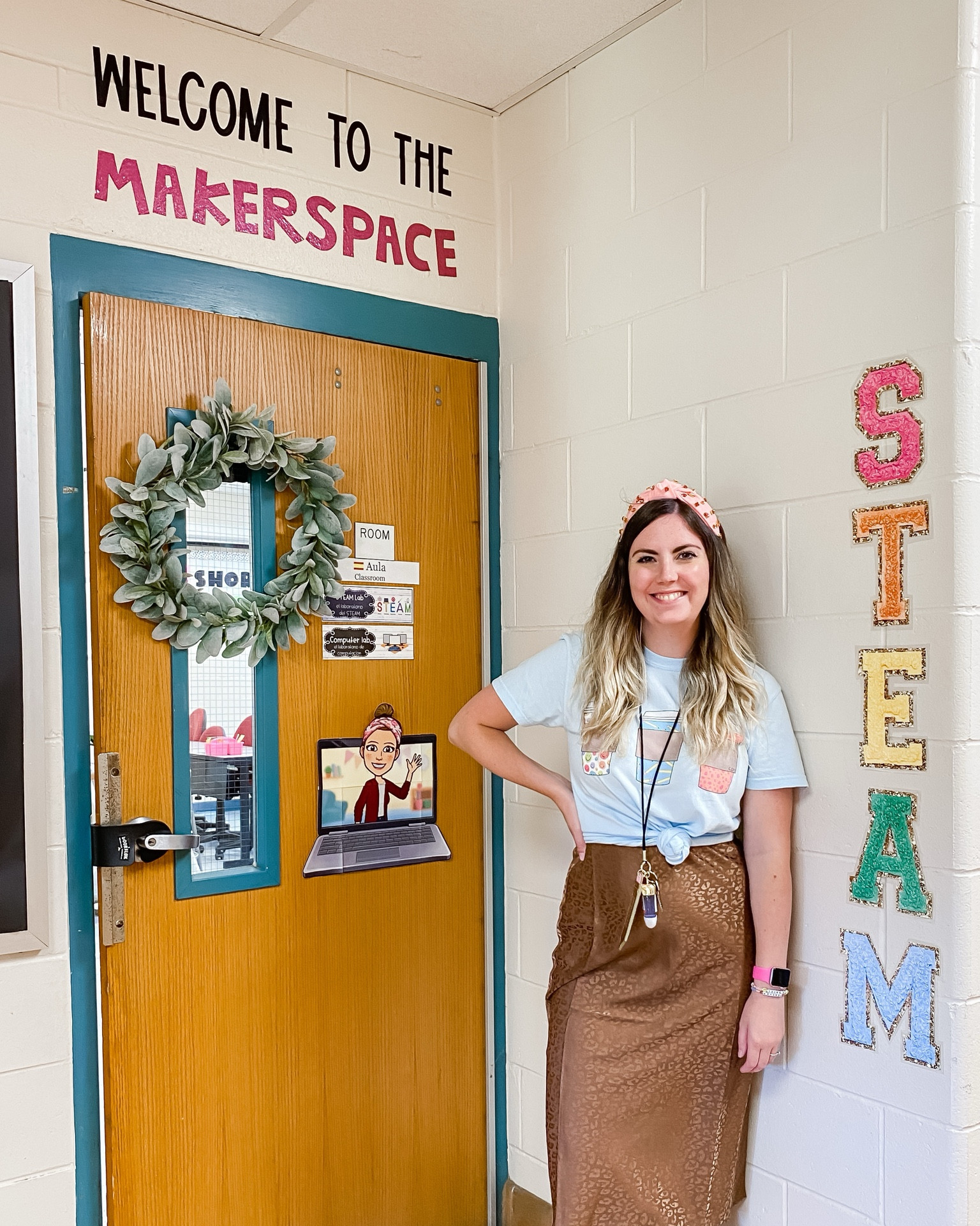 teacher outfit ✏️💕

Hipster Art teacher, teacher outfit, teacher style, teacher ootd 

#LTKworkwear #LTKstyletip #LTKunder50