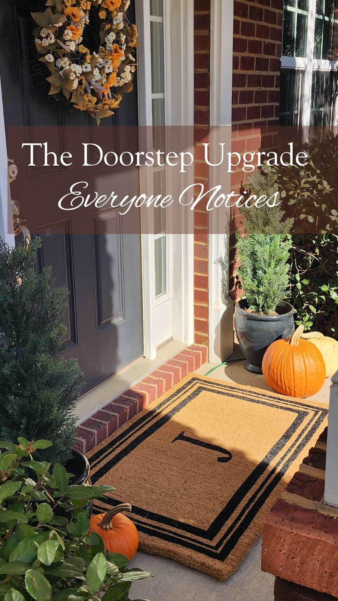 Front door entryway, holiday guests, home decor

#LTKHome