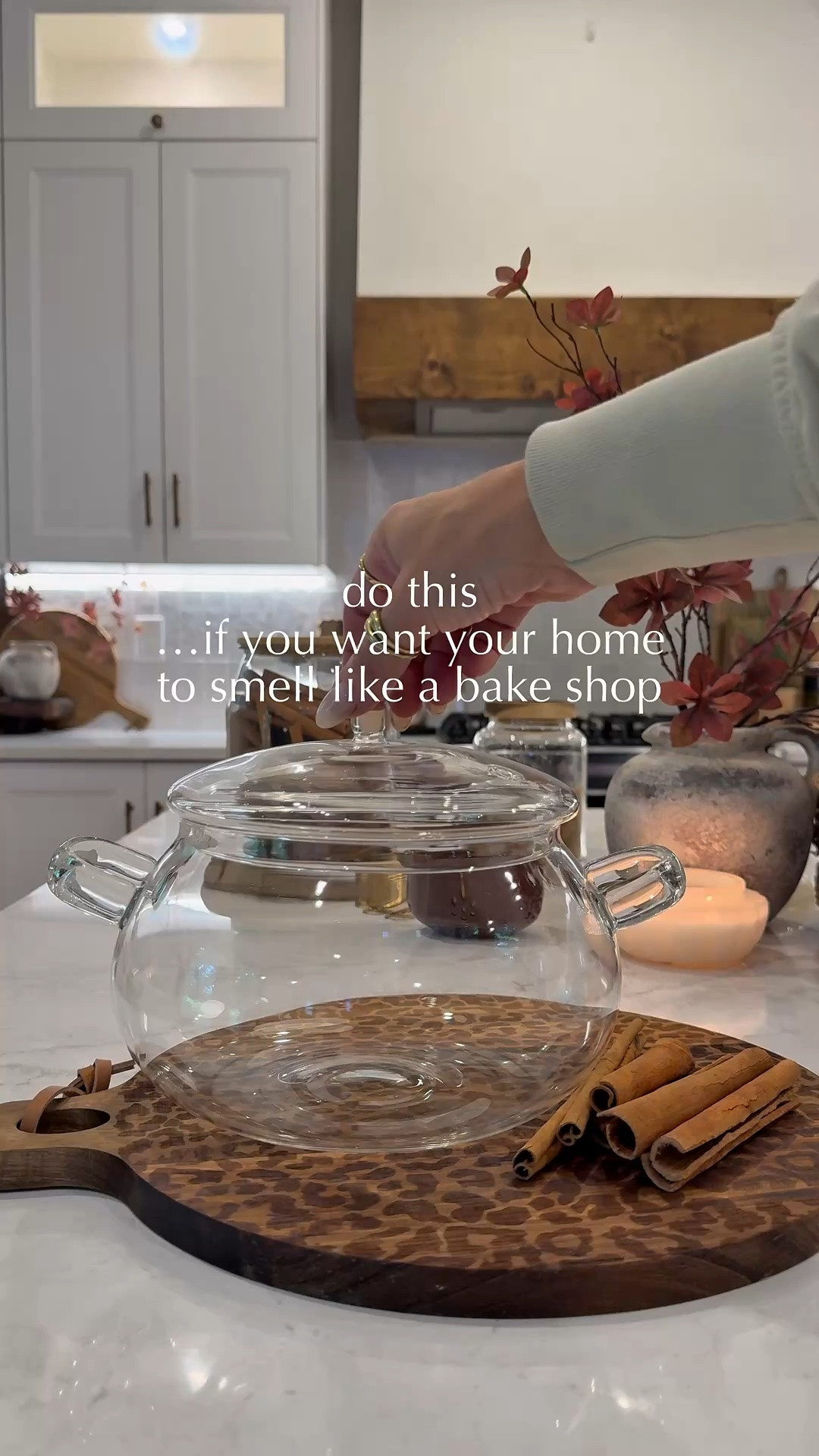 Bake Shop simmer pot: 
1c coffee beans
2 tbsp brown sugar
1tbsp vanilla
4-6 cinnamon sticks
2 tbsp cardamom pods
-combine ingredients and cover with water. Simmer on stove for 2-3 hours.