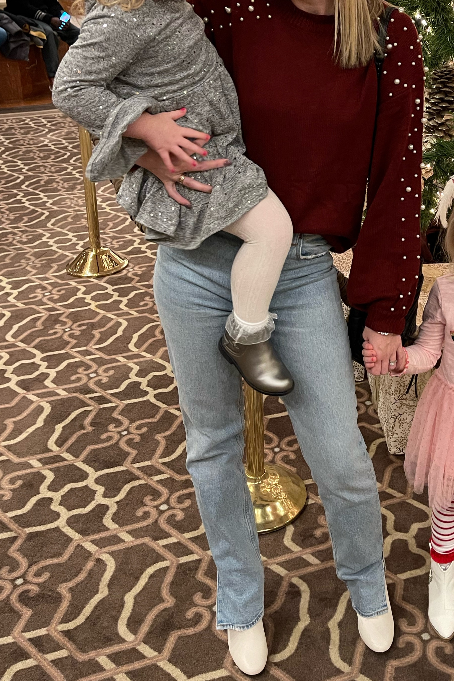 Casual but cute holiday fit! 

#LTKSeasonal #LTKxAF #LTKHoliday