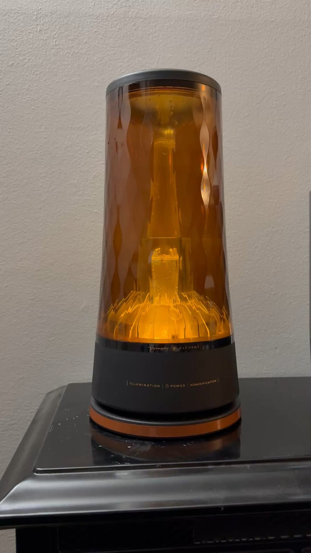 Humidifier season is here.

And this one actually looks good in your living room.

And had a large tank to humidify larger spaces too!

You can turn the illumination on or off with the click of a button.

This will hopefully help with the dry air throughout winter in Wisconsin!


#LTKHome #LTKFindsUnder100